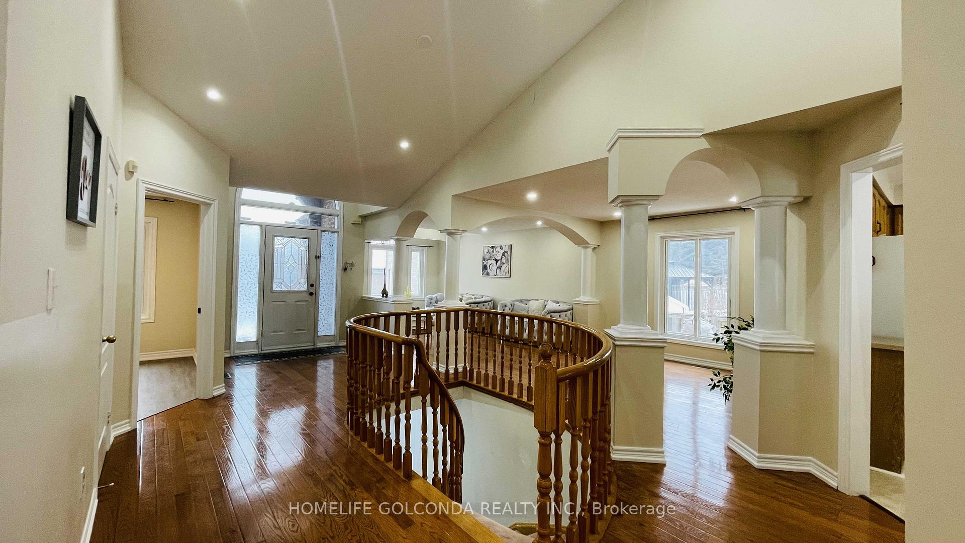 Photo 3 of 1715 Maple Hill Court, Pickering, Brock Ridge — HOMEH