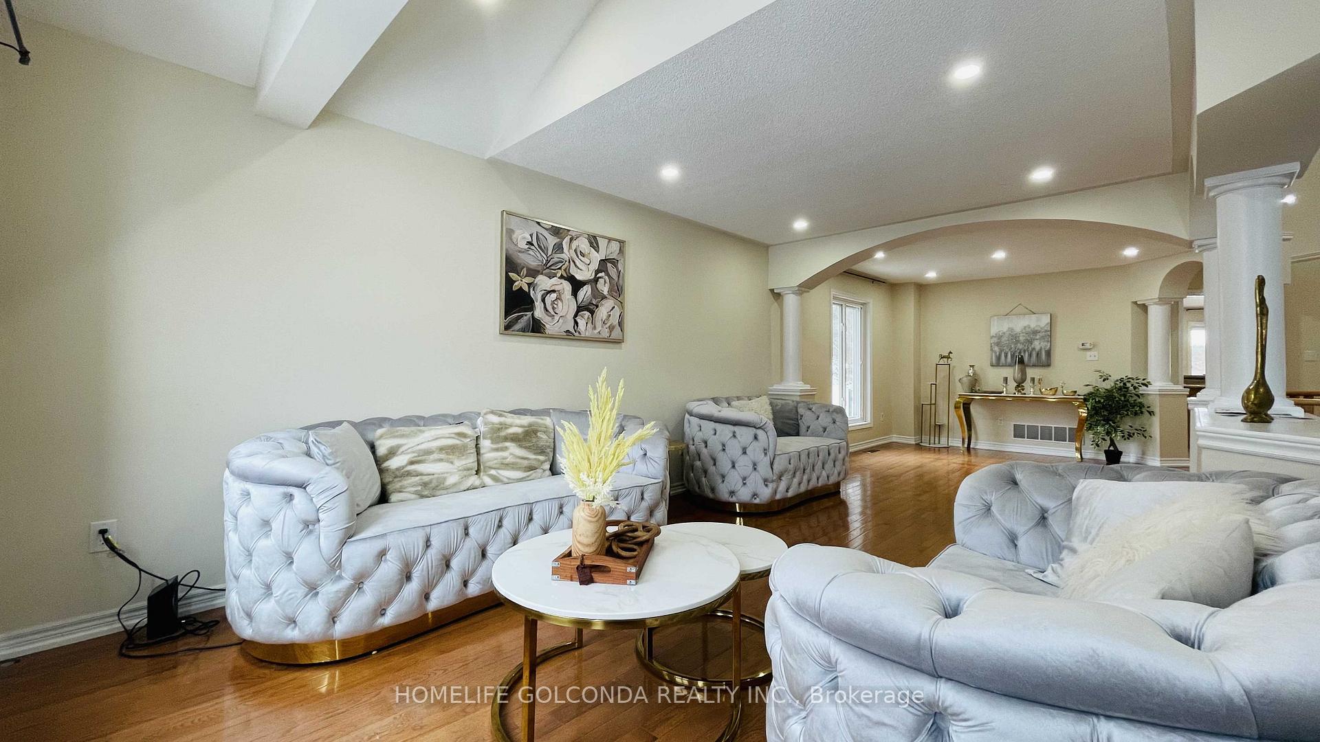 Photo 5 of 1715 Maple Hill Court, Pickering, Brock Ridge — HOMEH
