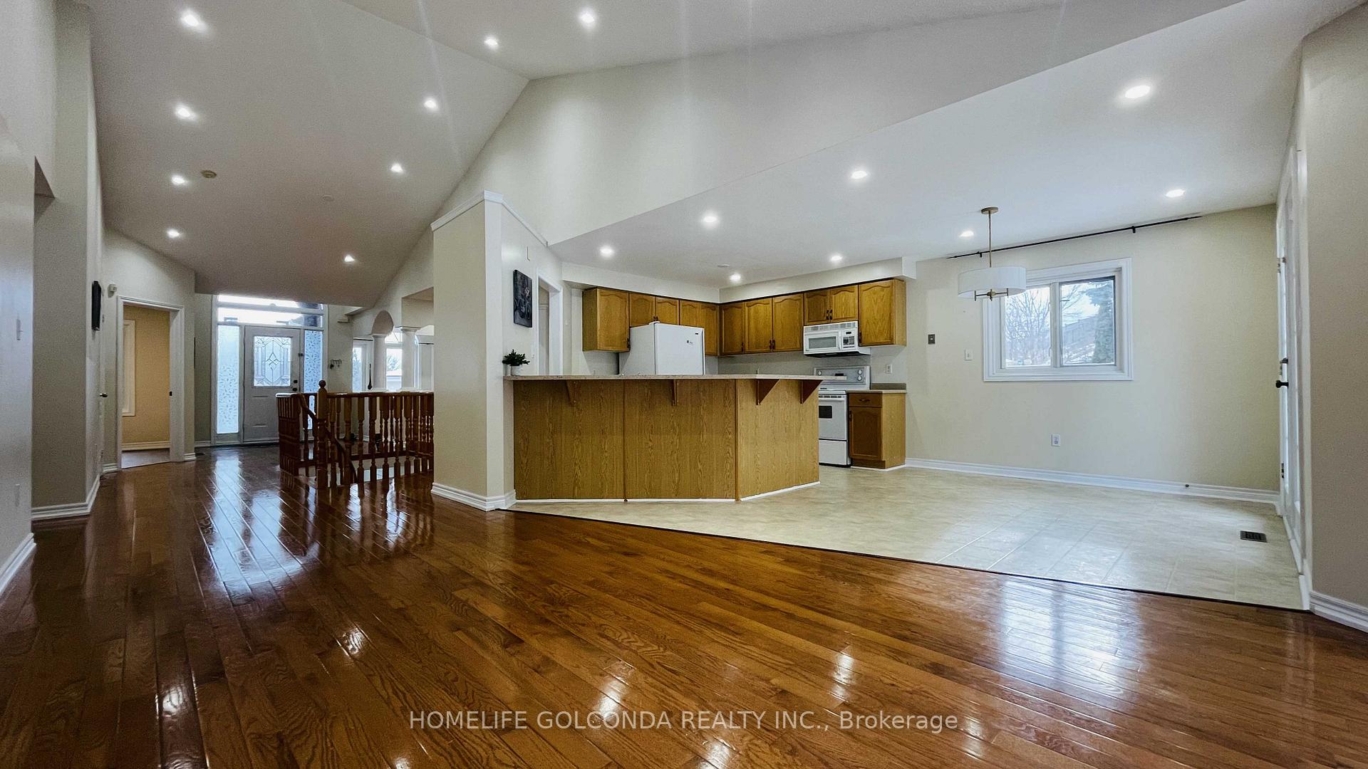 Photo 8 of 1715 Maple Hill Court, Pickering, Brock Ridge — HOMEH