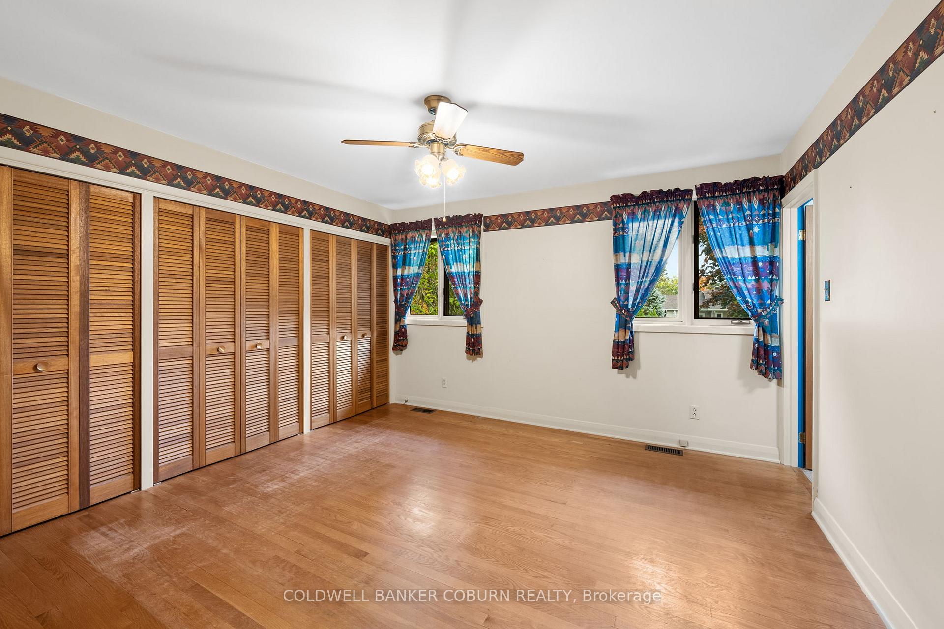 Photo 35 of 53 Eisenhower Crescent, Ottawa, Barrhaven - Hearts Desire — HOMEH