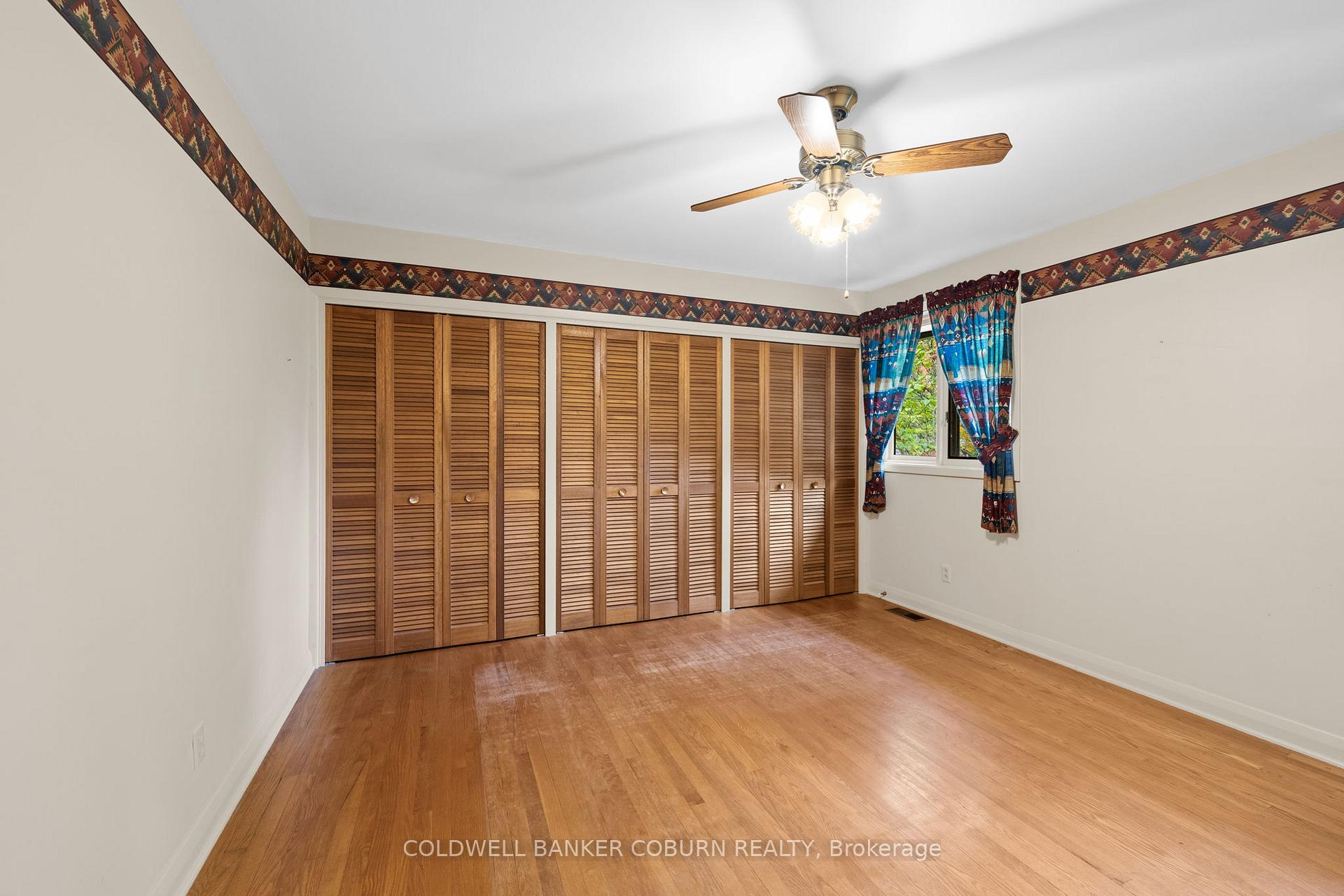 Photo 25 of 53 Eisenhower Crescent, Ottawa, Barrhaven - Hearts Desire — HOMEH