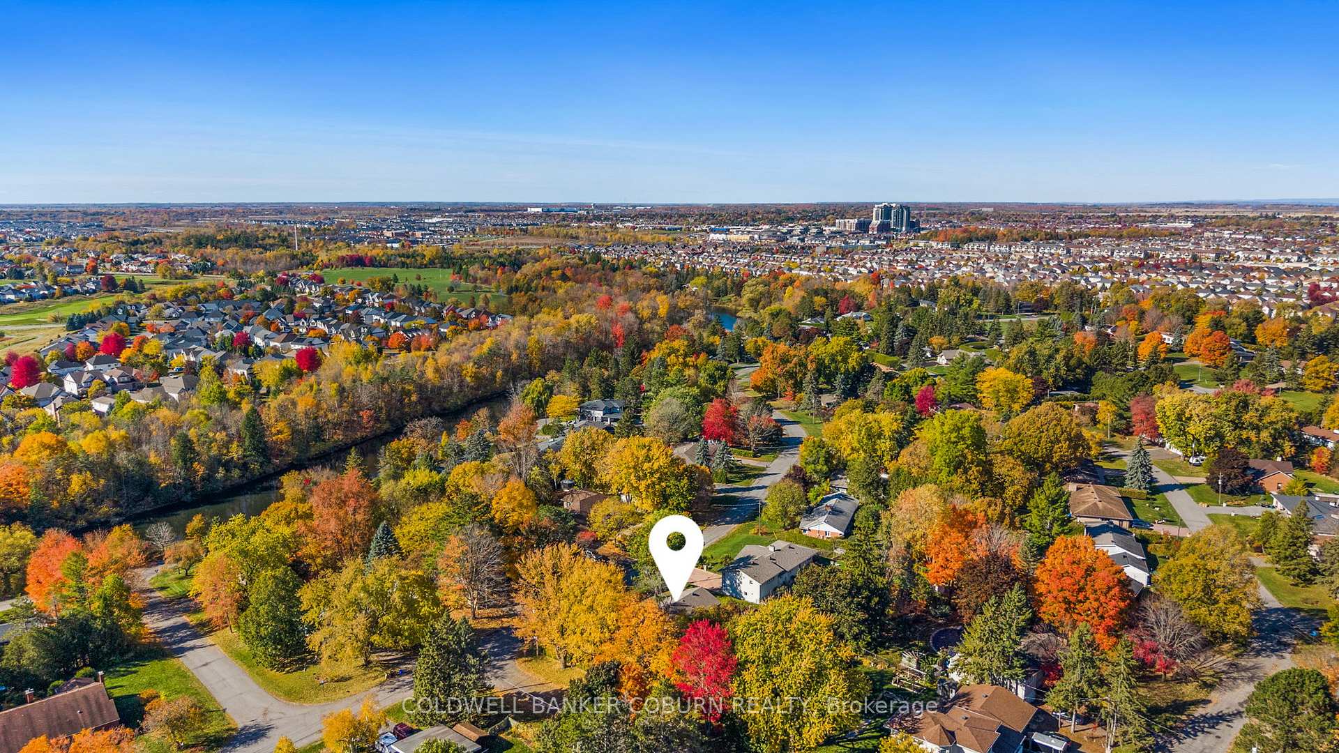 Photo 49 of 53 Eisenhower Crescent, Ottawa, Barrhaven - Hearts Desire — HOMEH