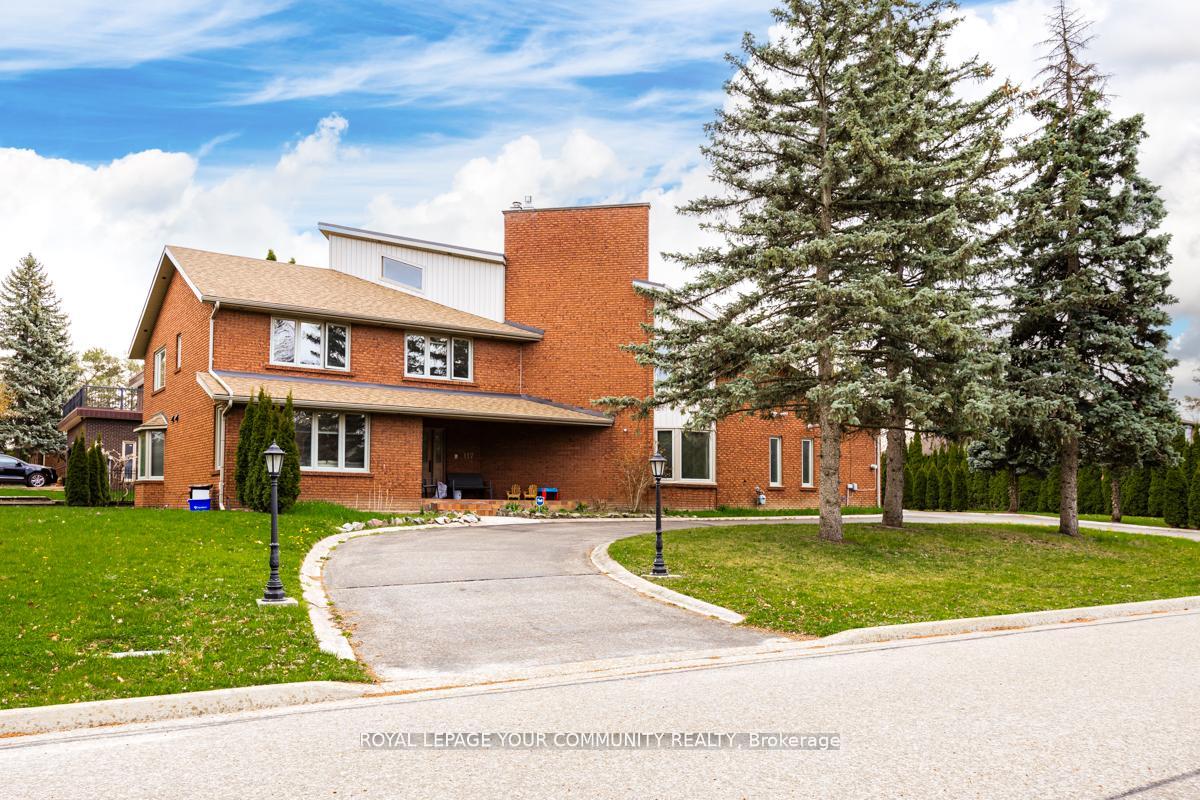 Front of 117 Hayhoe Avenue