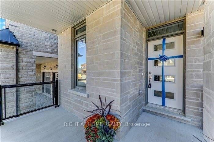 Photo 3 of 1407 Longspur Trail N, Pickering, Rural Pickering — HOMEH
