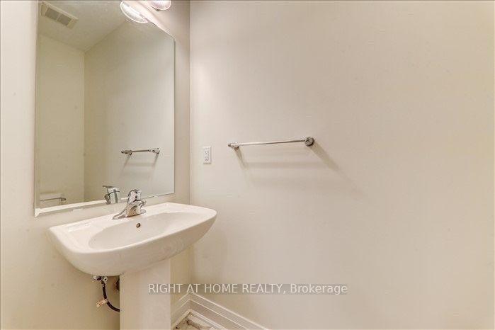 Photo 14 of 1407 Longspur Trail N, Pickering, Rural Pickering — HOMEH