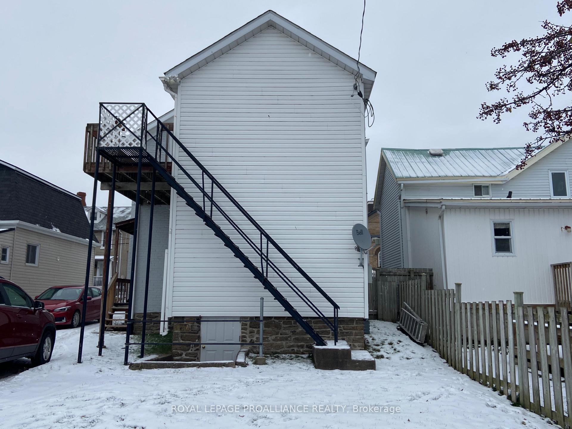 Photo 13 of 16 William Street, Brockville — HOMEH