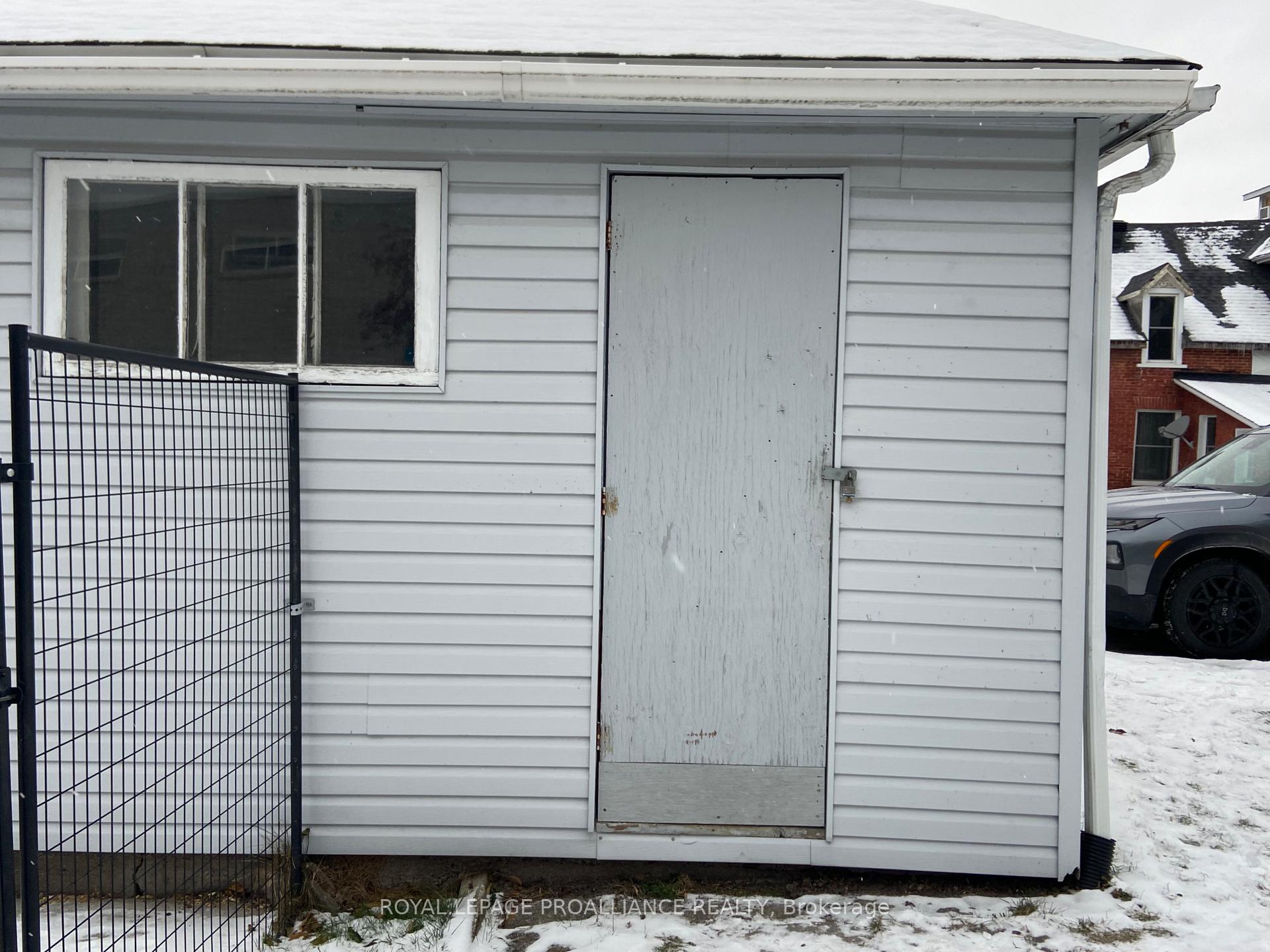 Photo 23 of 16 William Street, Brockville — HOMEH