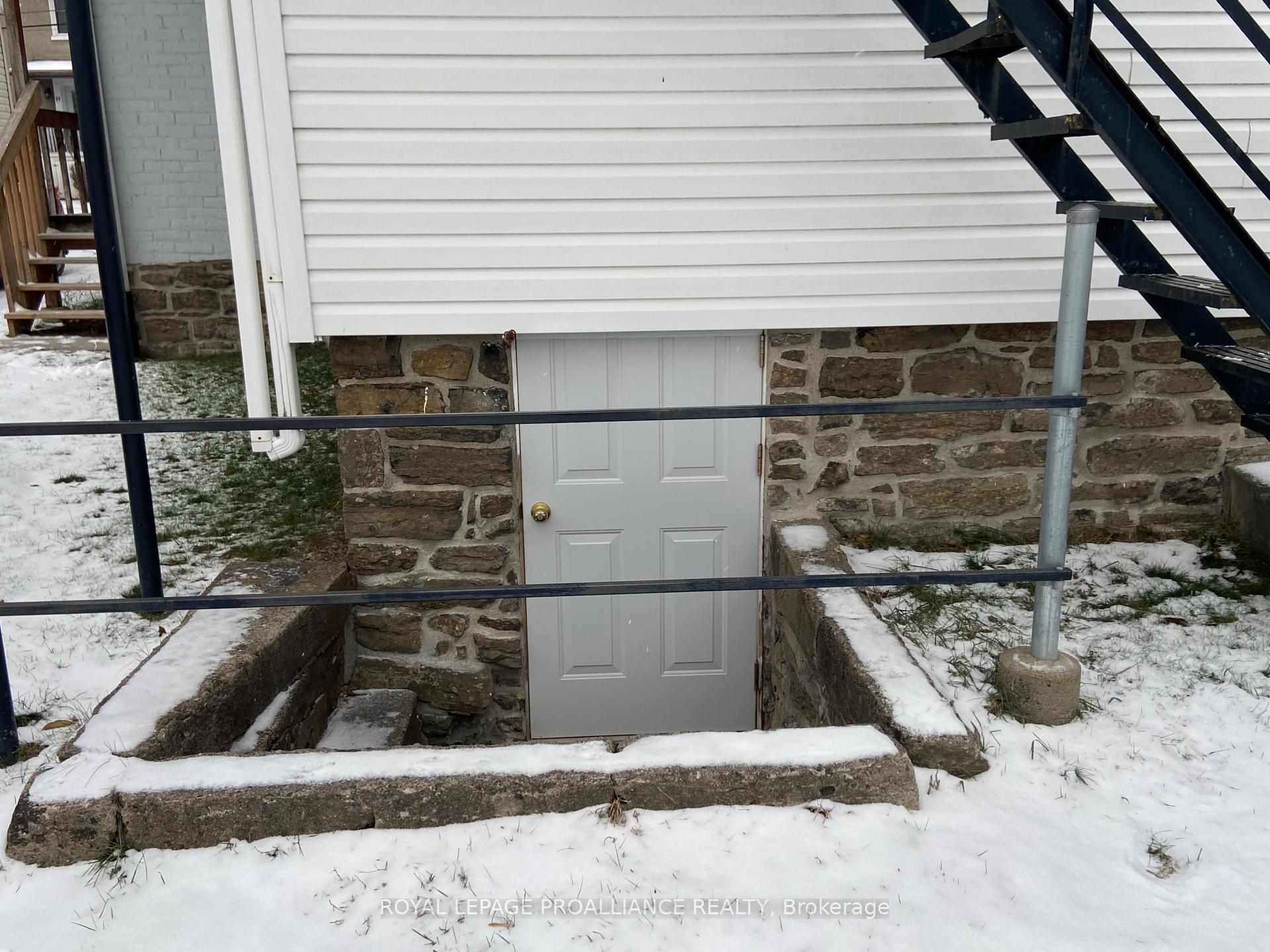 Photo 22 of 16 William Street, Brockville — HOMEH