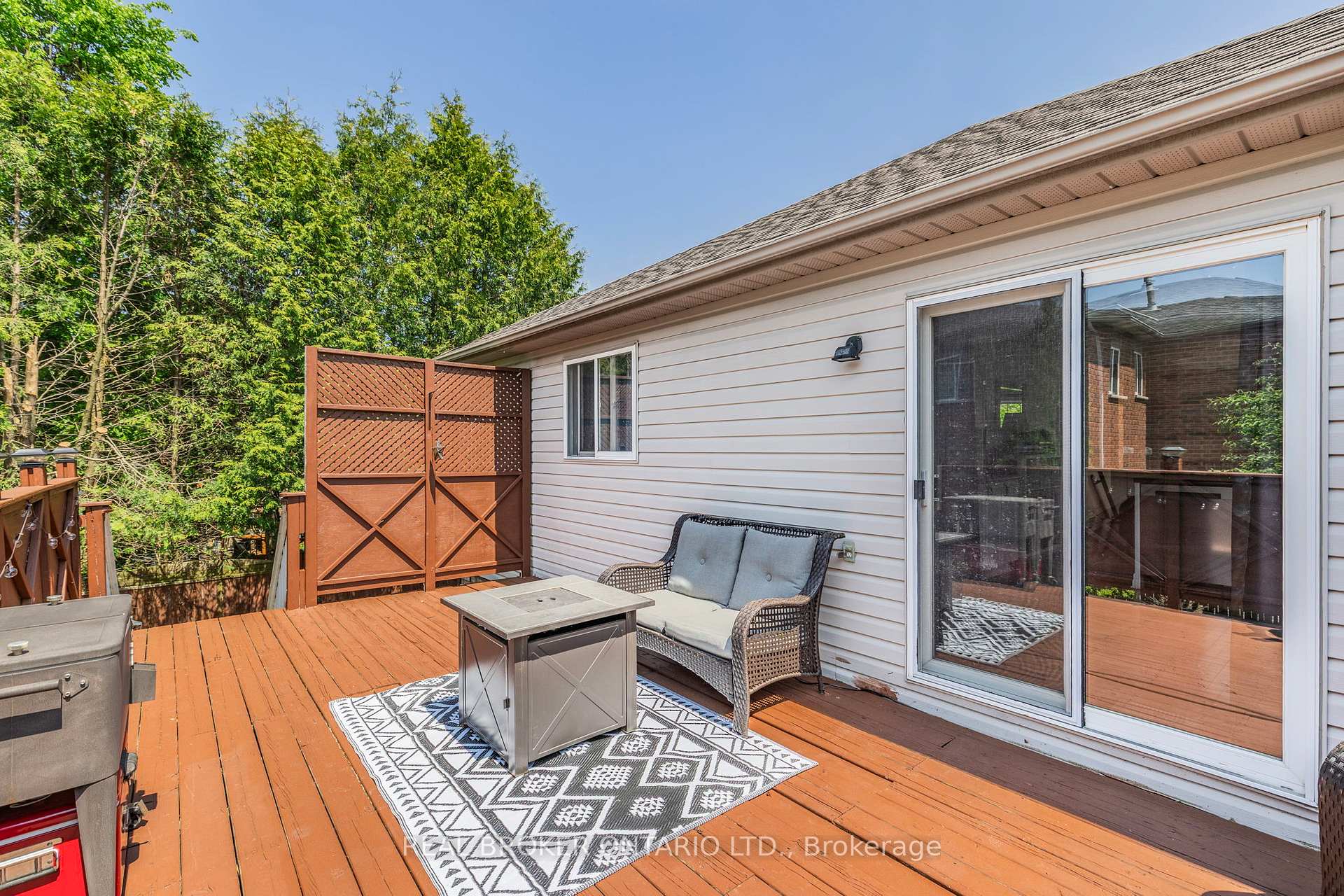 Photo 34 of 22 Dykstra Drive, Barrie, Holly — HOMEH