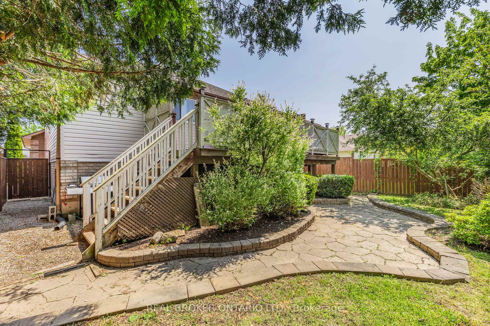 Photo 37 of 22 Dykstra Drive, Barrie, Holly — HOMEH
