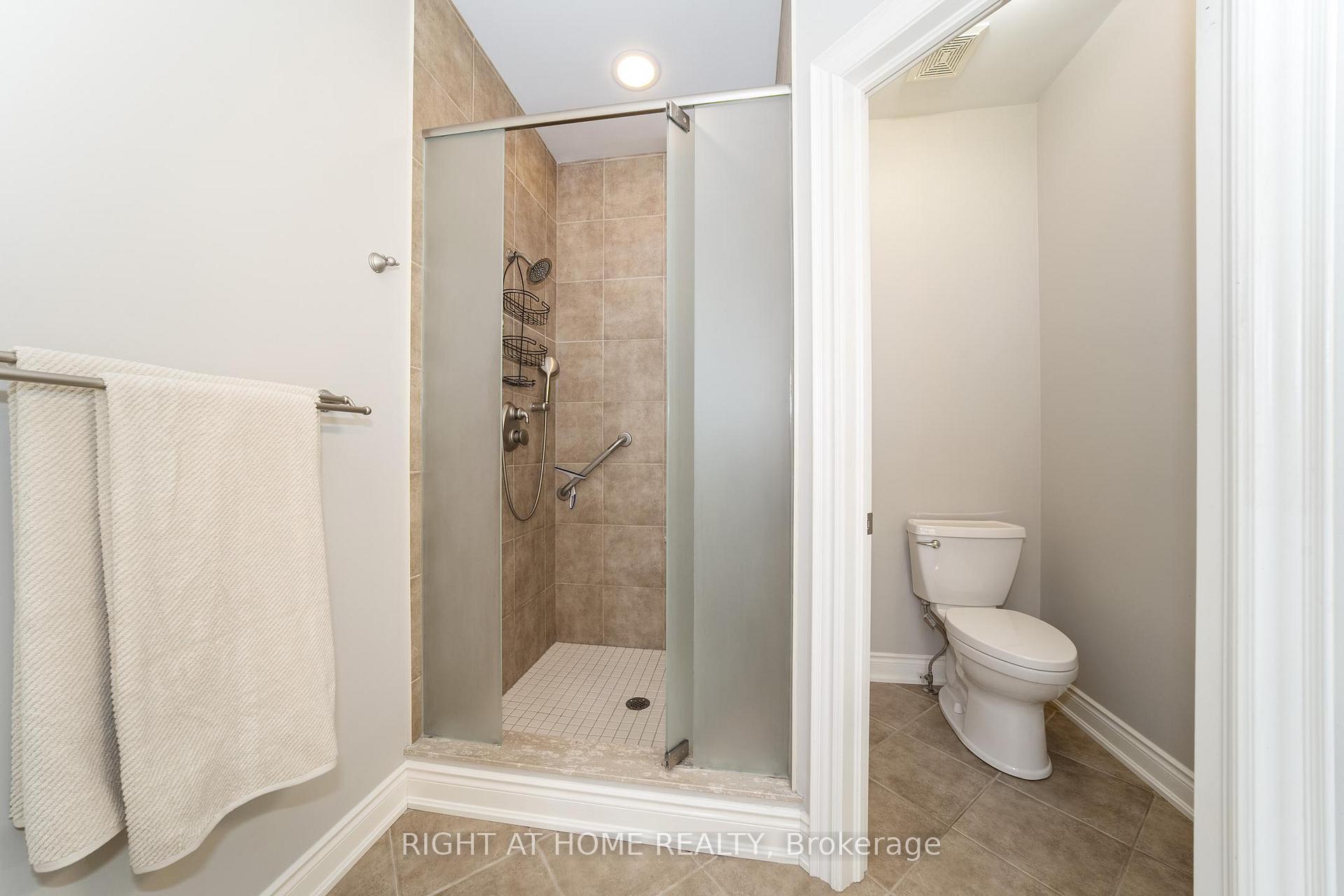 Photo 17 of 30 Preservation Place, Whitby, Williamsburg — HOMEH