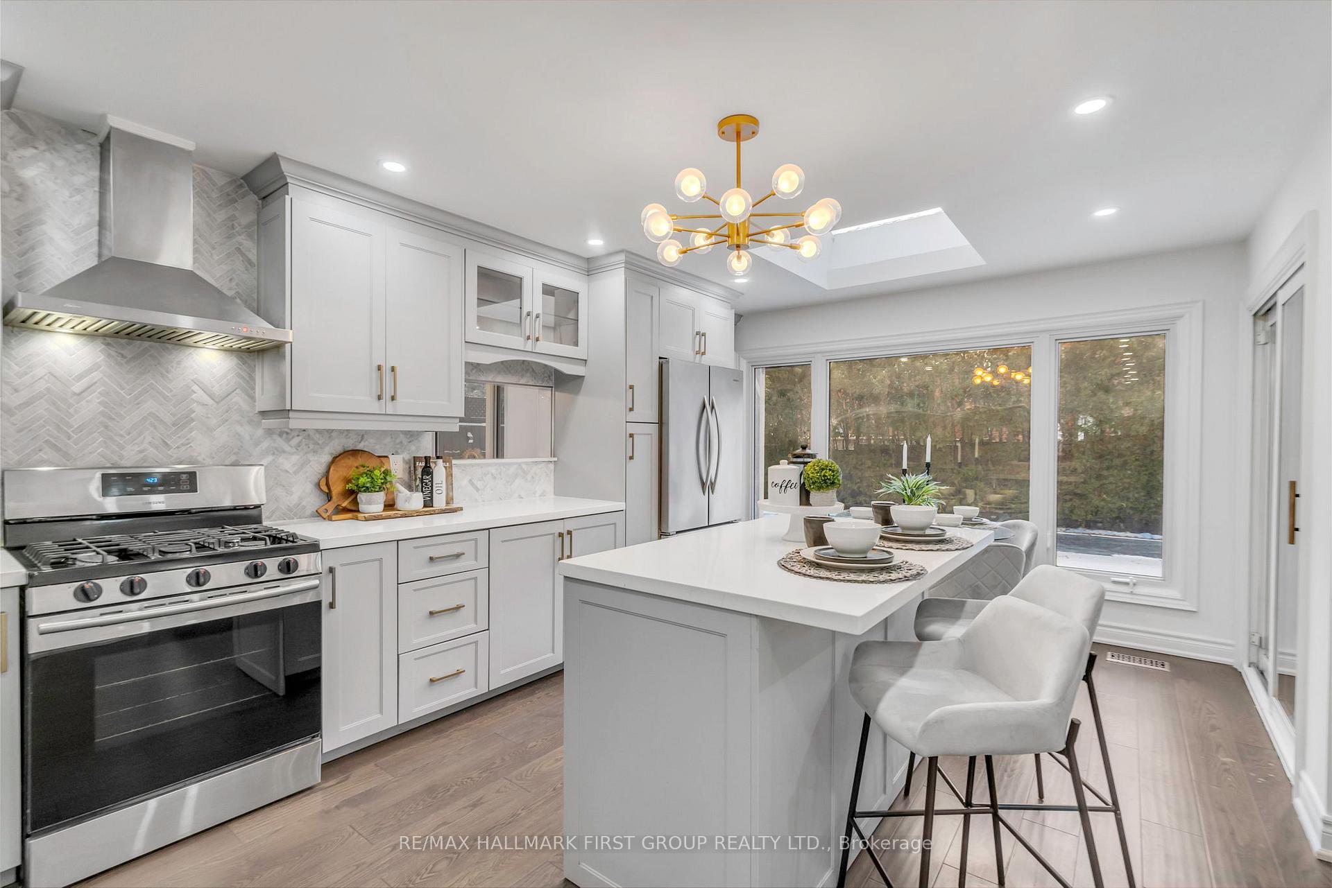 Photo 10 of 1120 Maple Gate Road, Pickering, Liverpool — HOMEH