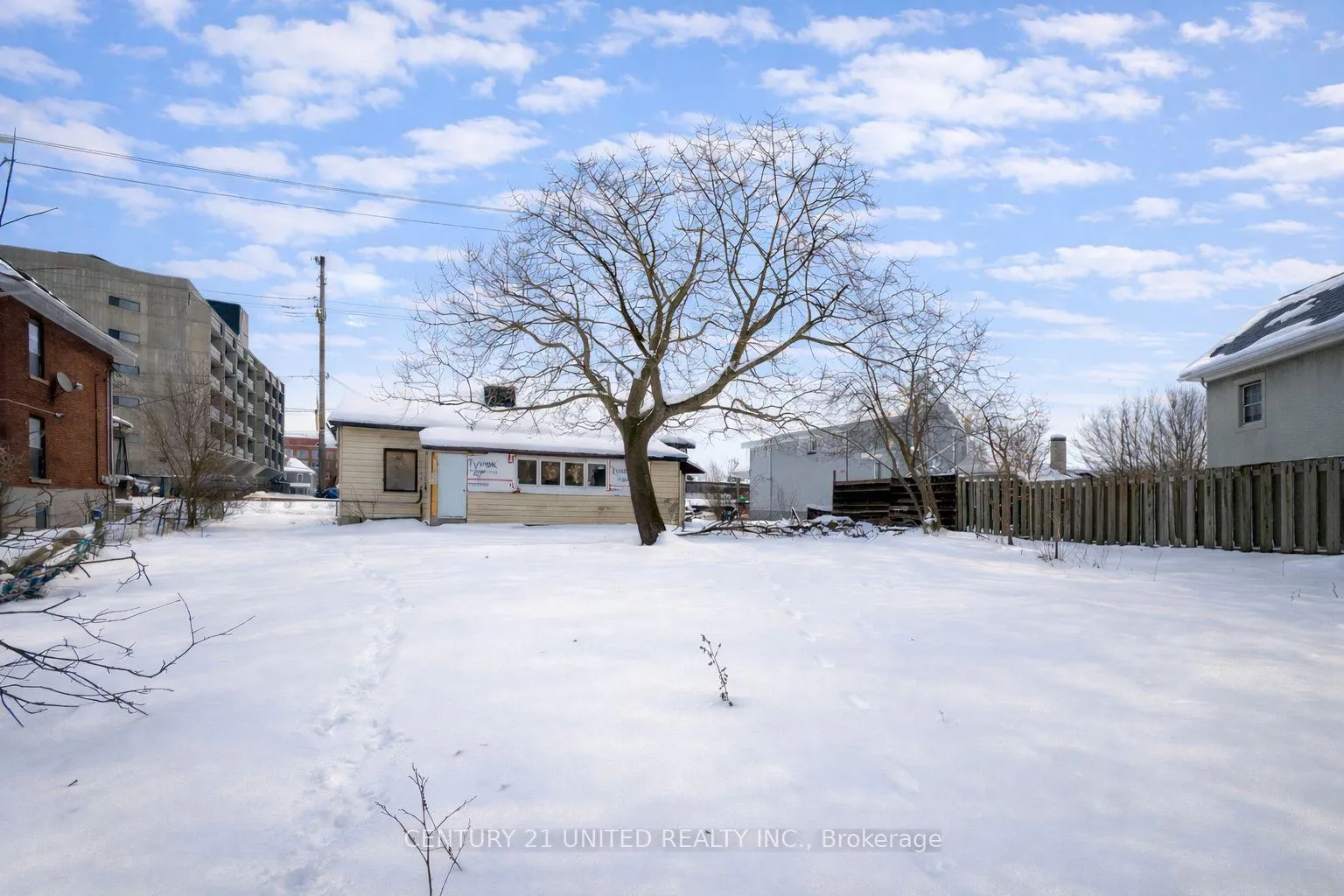 Photo 3 of 263 Bethune Street, Peterborough, Town Ward 3 — HOMEH