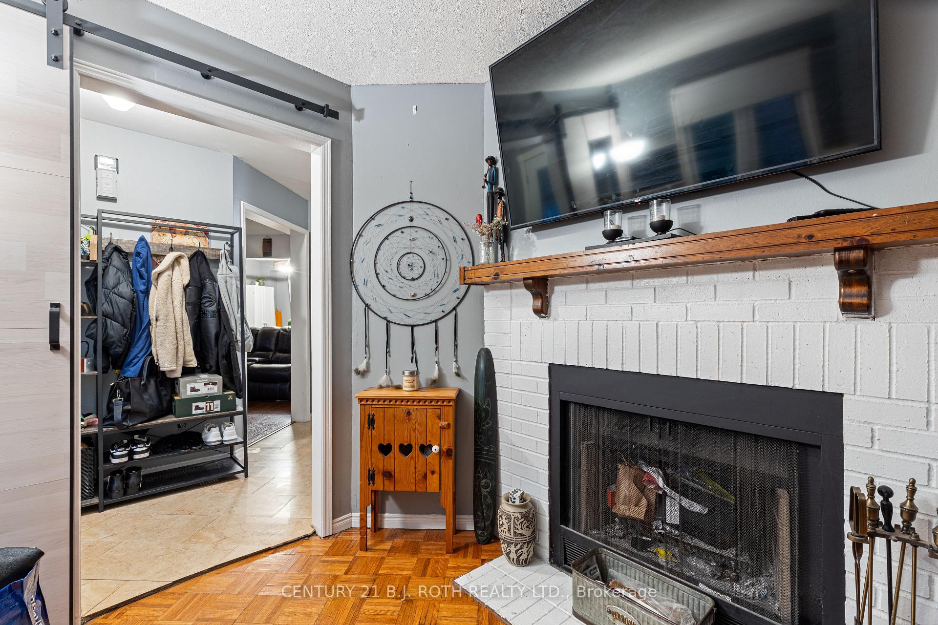 Photo 10 of 1885 Bainbridge Drive, Pickering, Village East — HOMEH