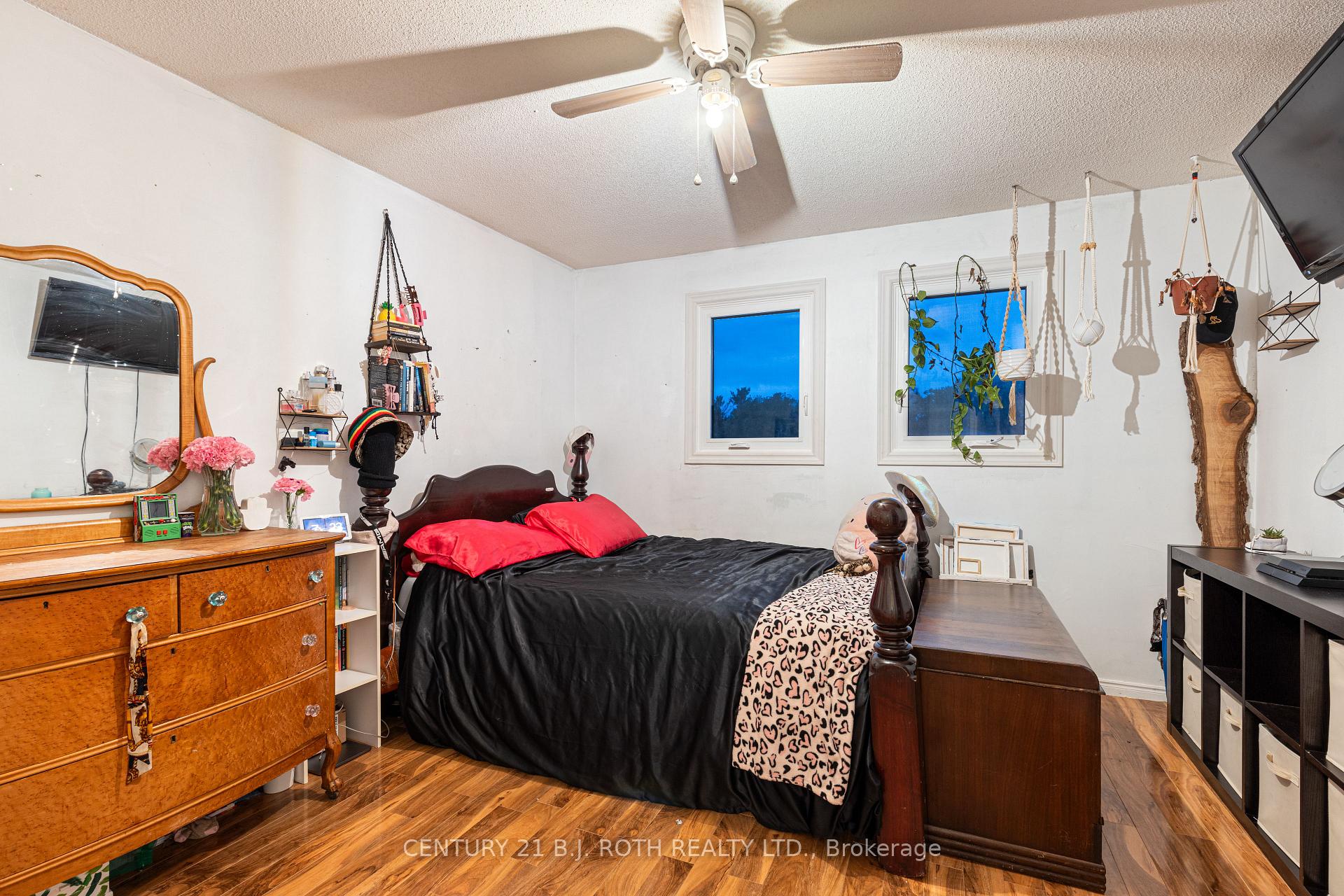 Photo 17 of 1885 Bainbridge Drive, Pickering, Village East — HOMEH