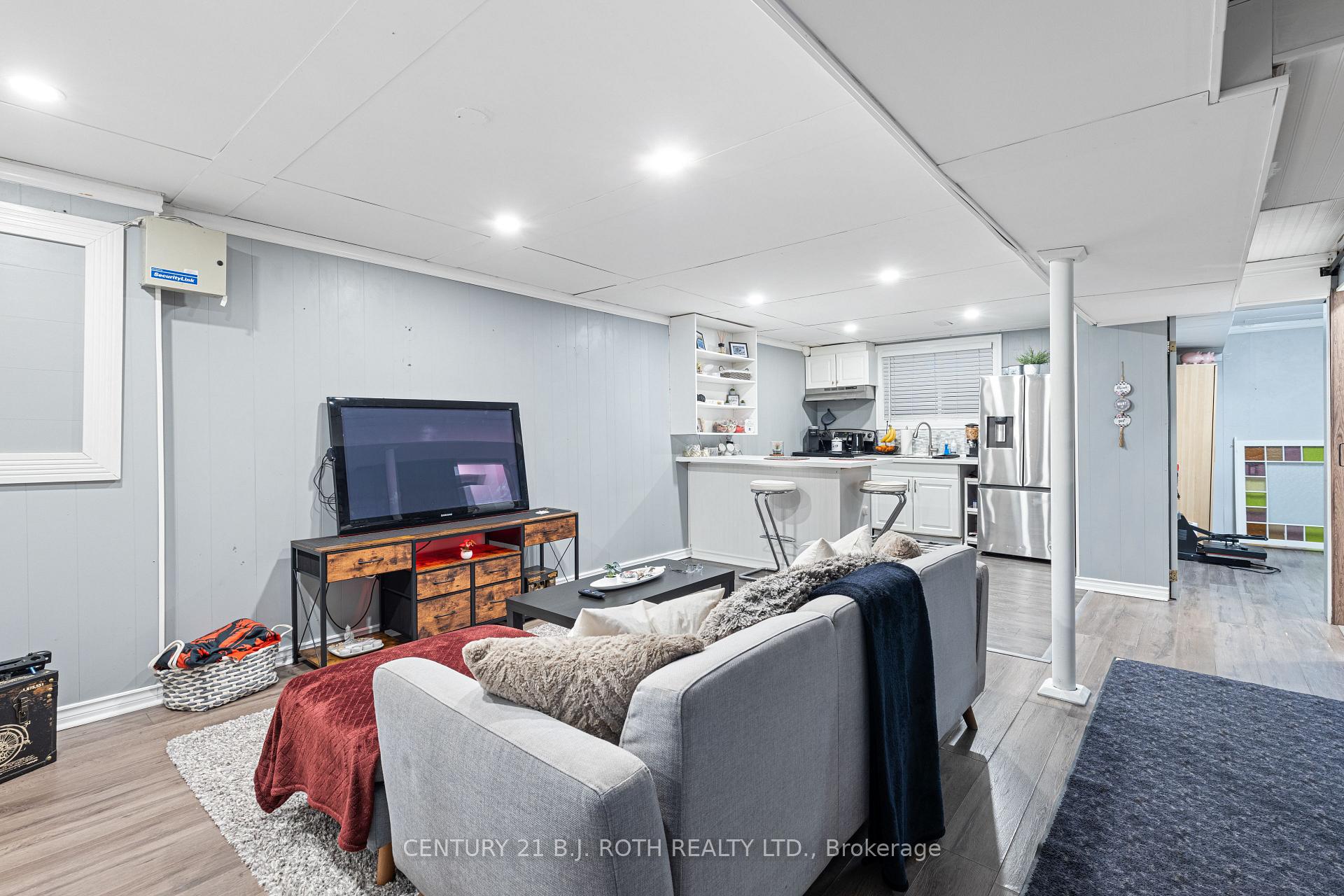 Photo 22 of 1885 Bainbridge Drive, Pickering, Village East — HOMEH