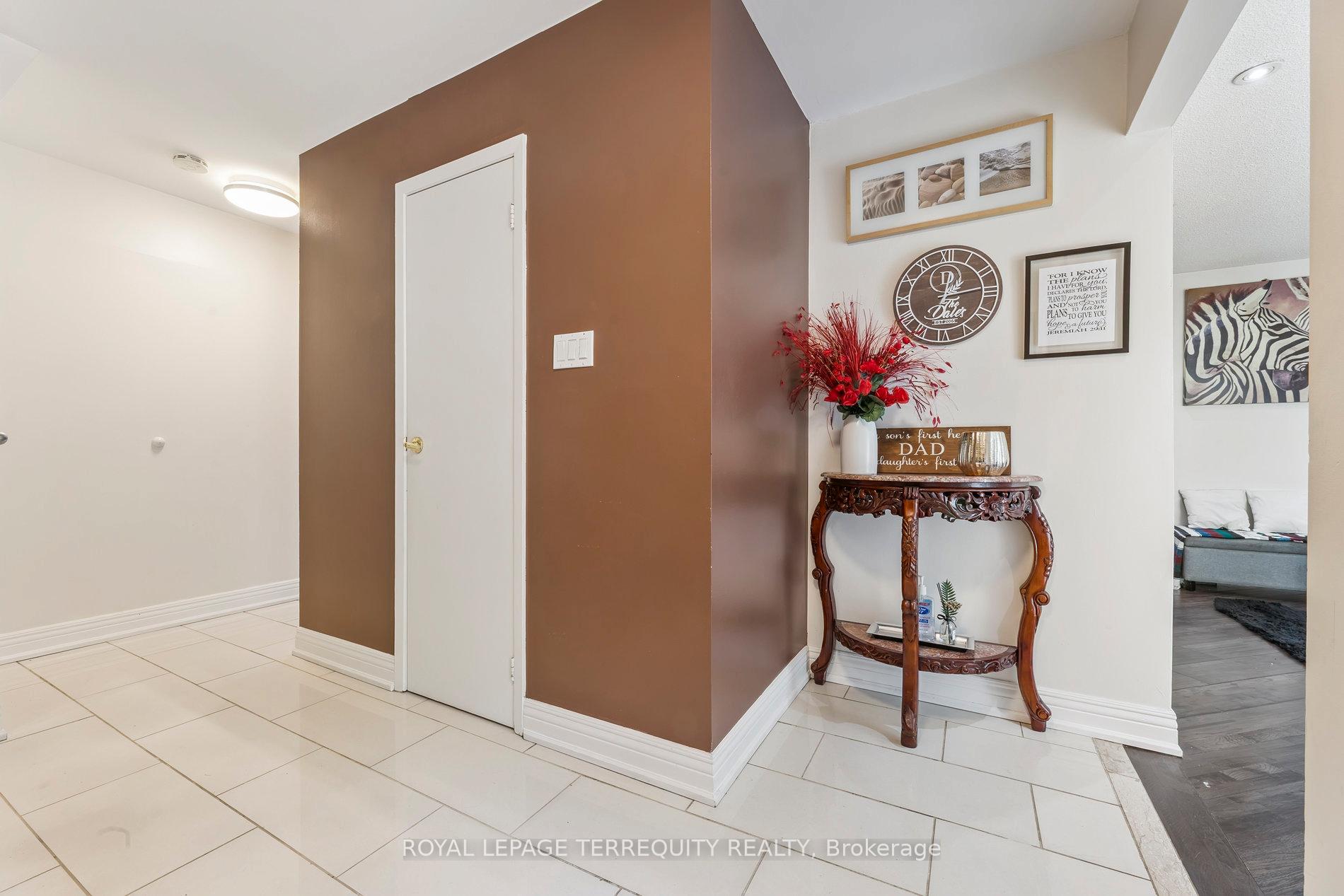 Photo 5 of 44 Harman Drive, Ajax, Central — HOMEH