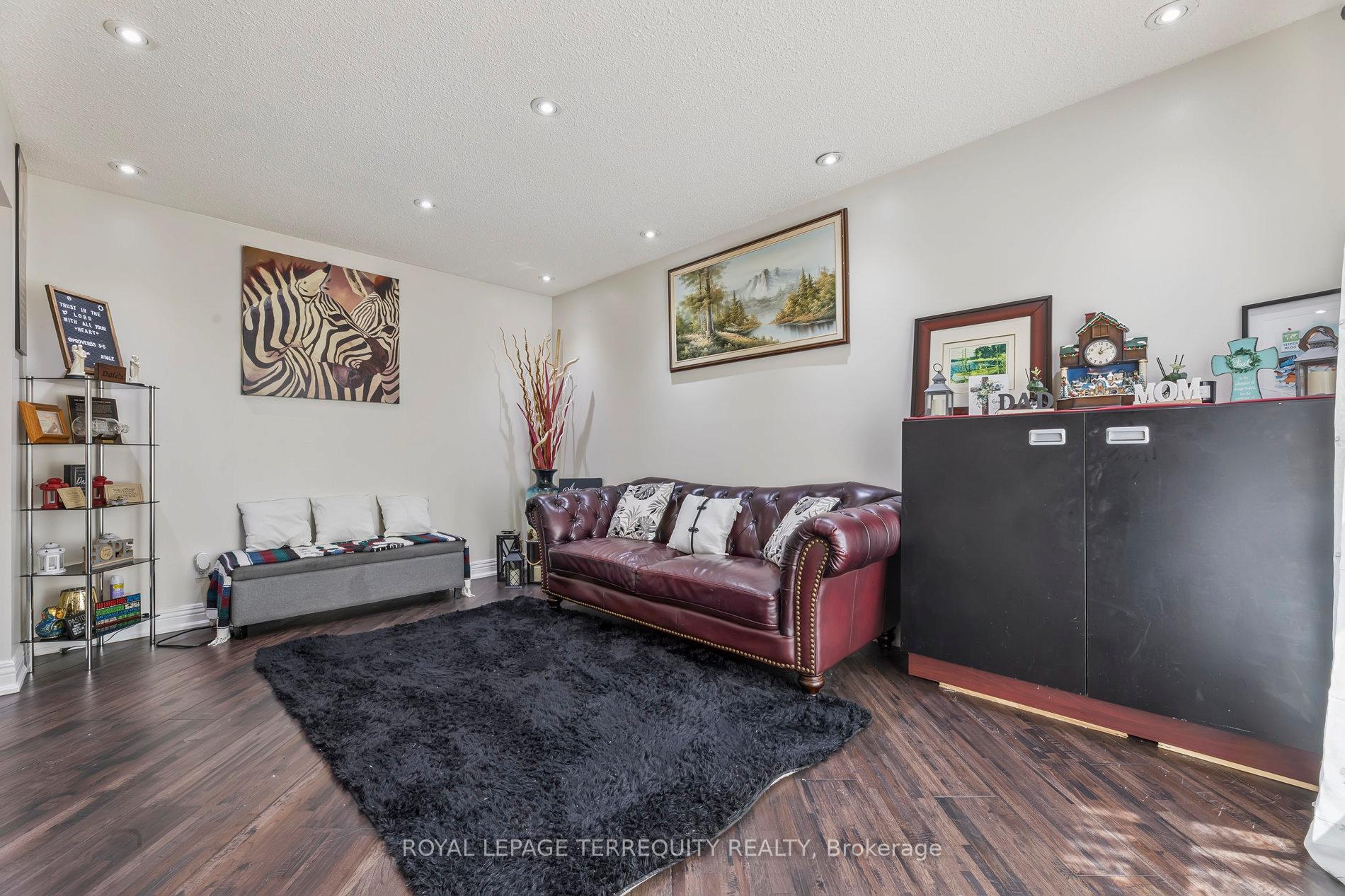 Photo 7 of 44 Harman Drive, Ajax, Central — HOMEH