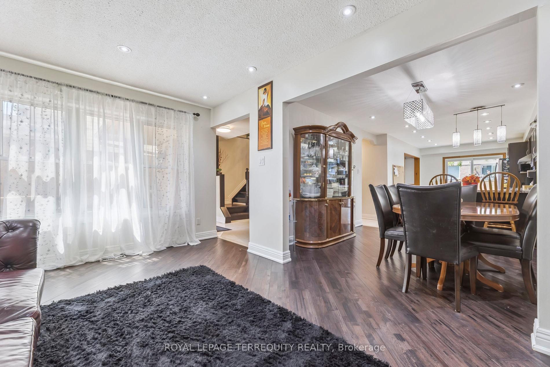 Photo 9 of 44 Harman Drive, Ajax, Central — HOMEH