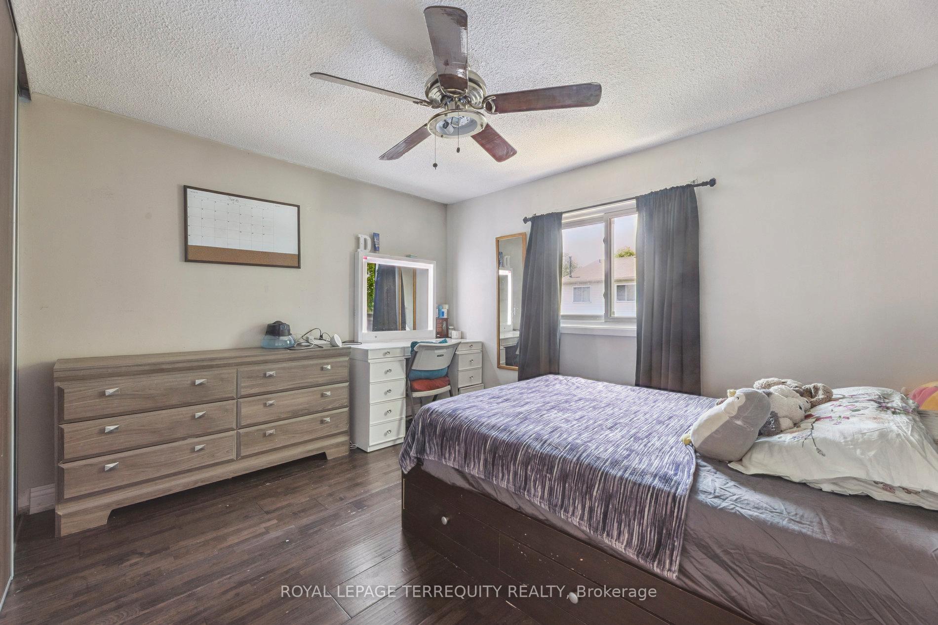 Photo 17 of 44 Harman Drive, Ajax, Central — HOMEH