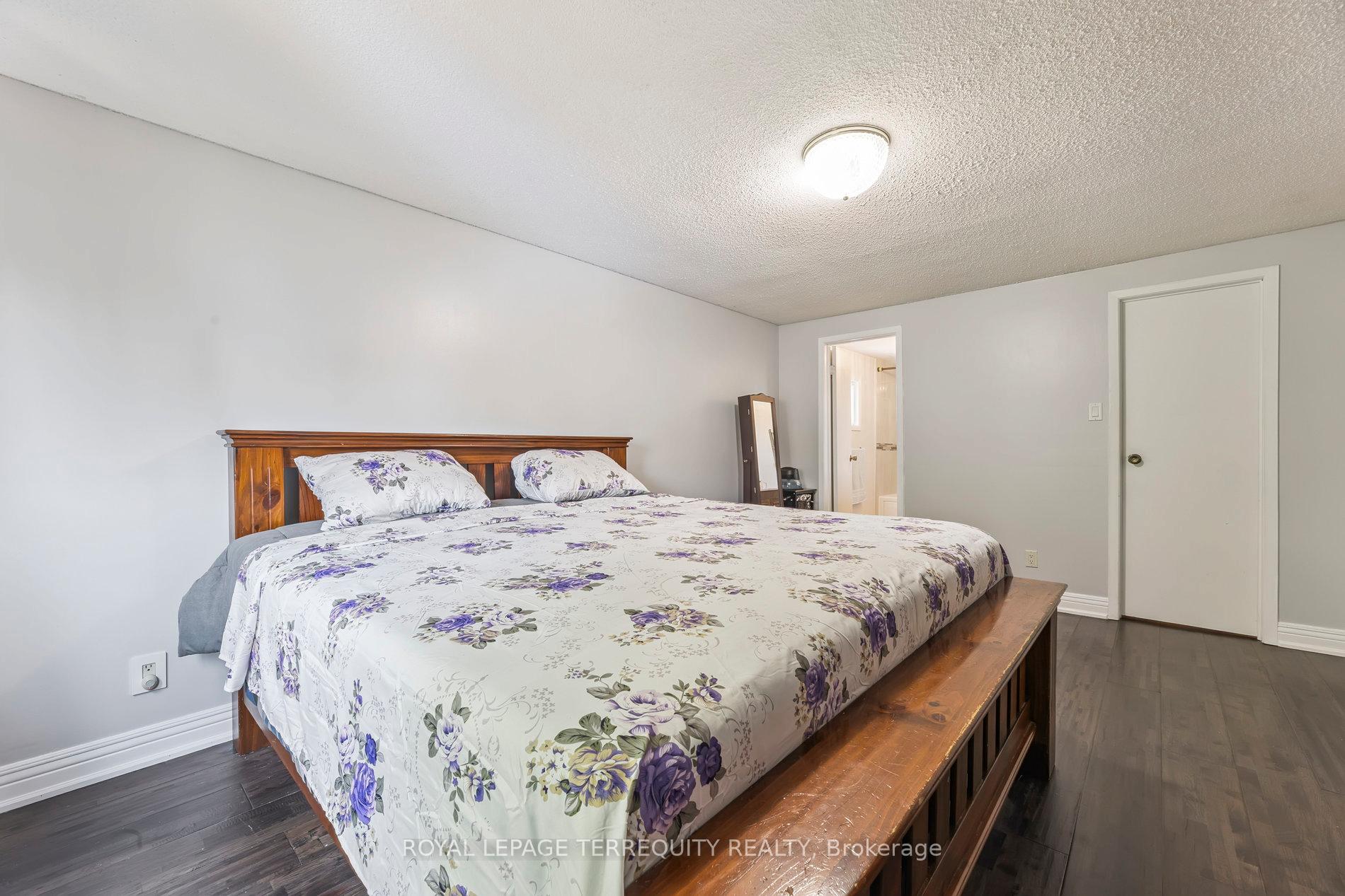 Photo 21 of 44 Harman Drive, Ajax, Central — HOMEH