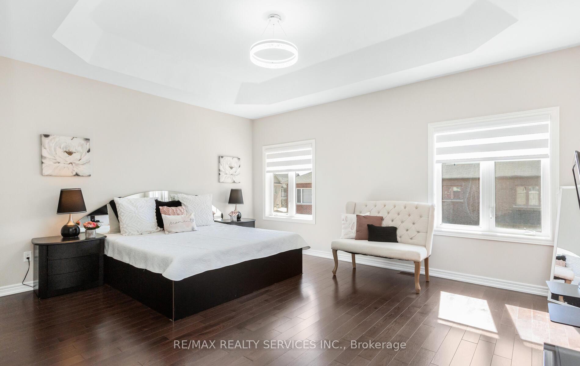 Photo 16 of 153 Algoma Drive, Vaughan, Kleinburg — HOMEH