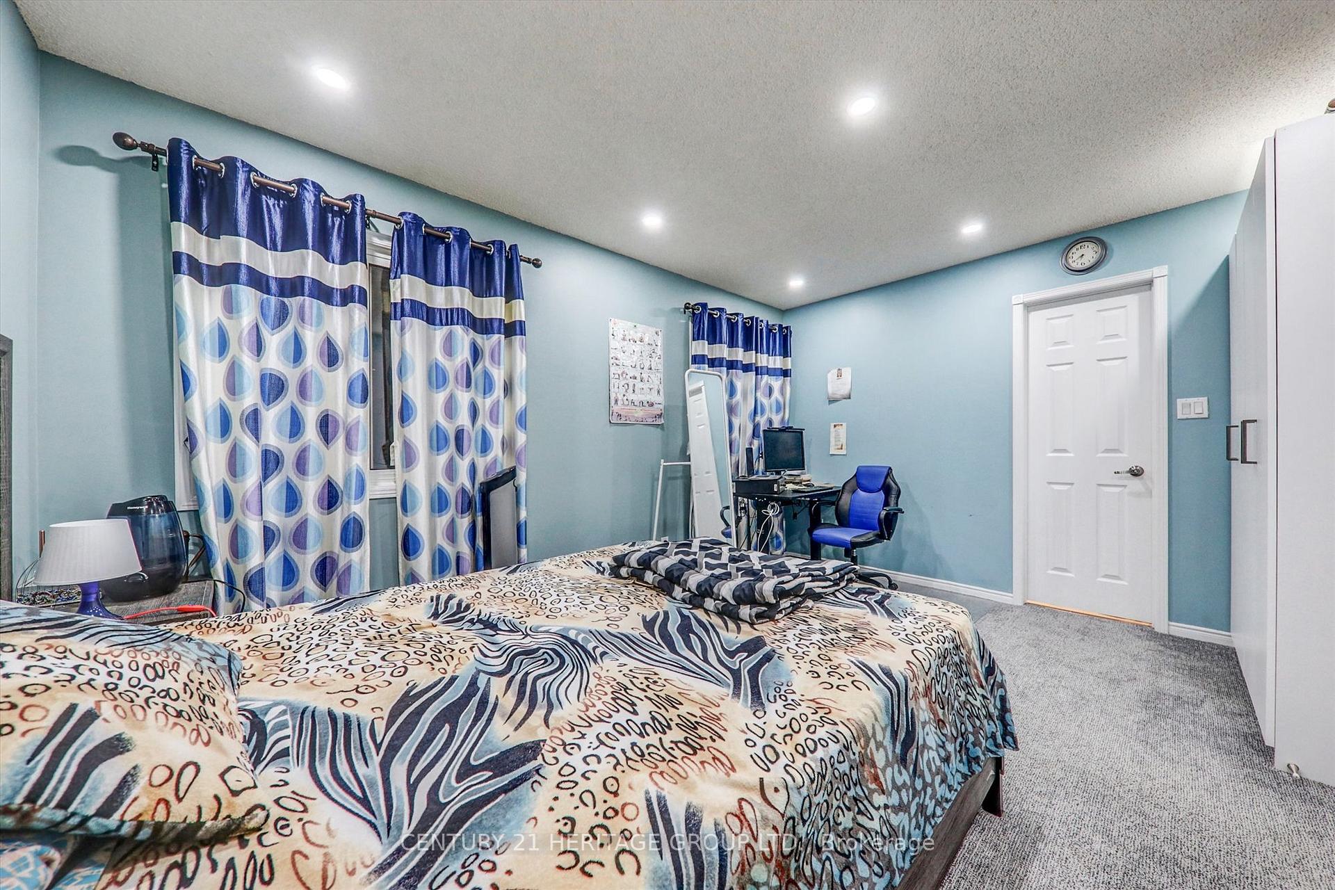 Photo 15 of 611 Graceland Court, Pickering, Amberlea — HOMEH