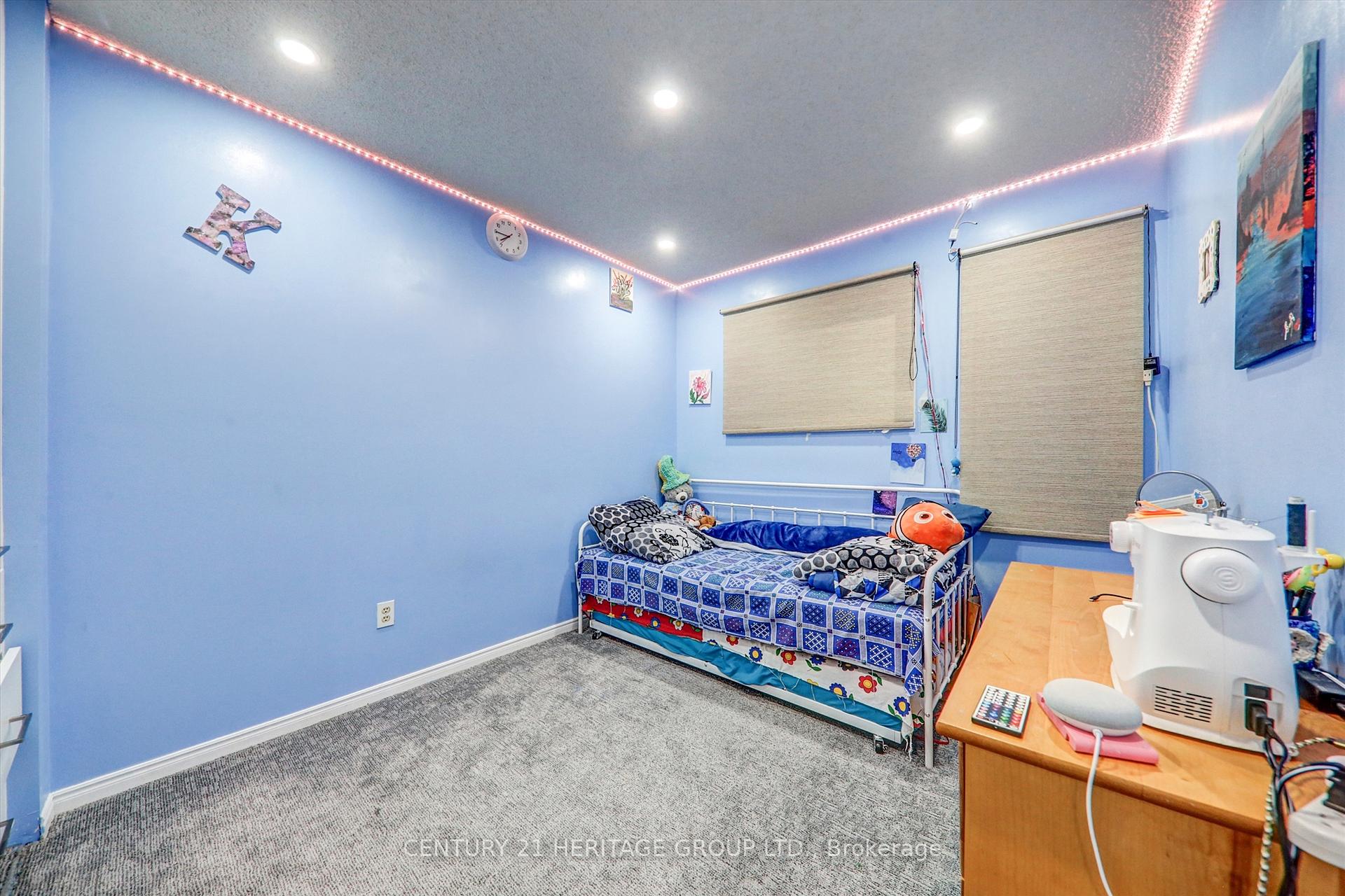 Photo 18 of 611 Graceland Court, Pickering, Amberlea — HOMEH