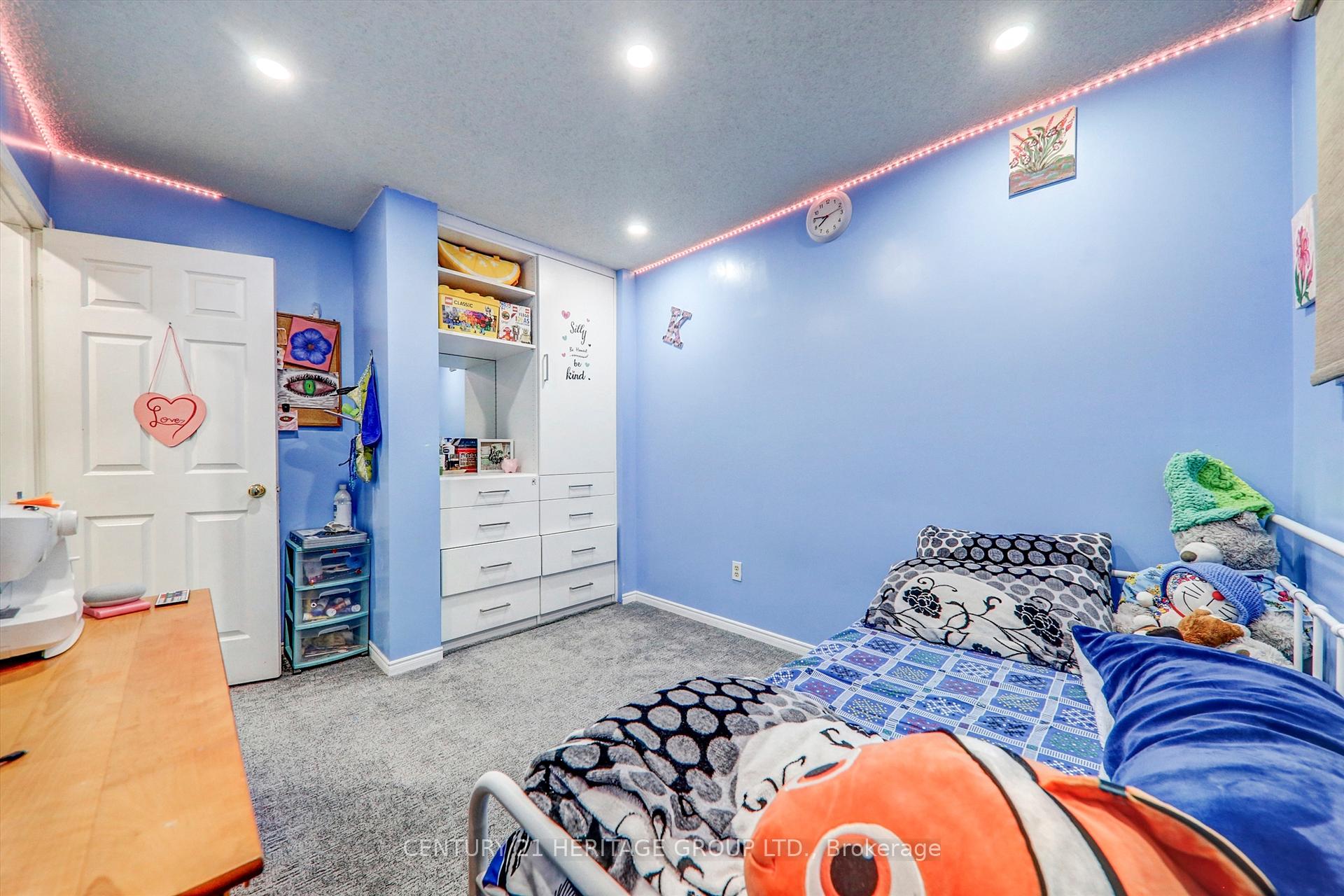 Photo 19 of 611 Graceland Court, Pickering, Amberlea — HOMEH