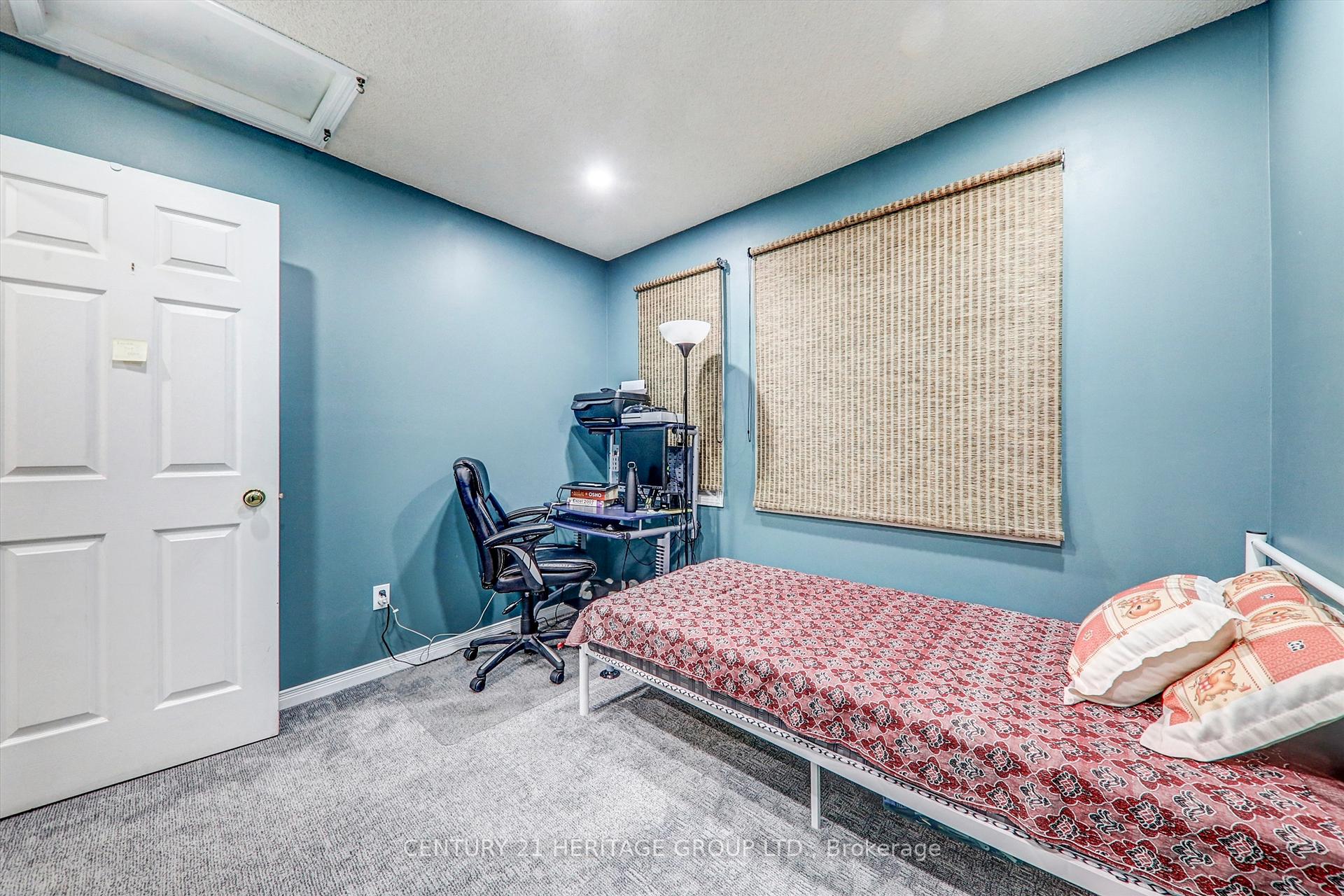 Photo 20 of 611 Graceland Court, Pickering, Amberlea — HOMEH