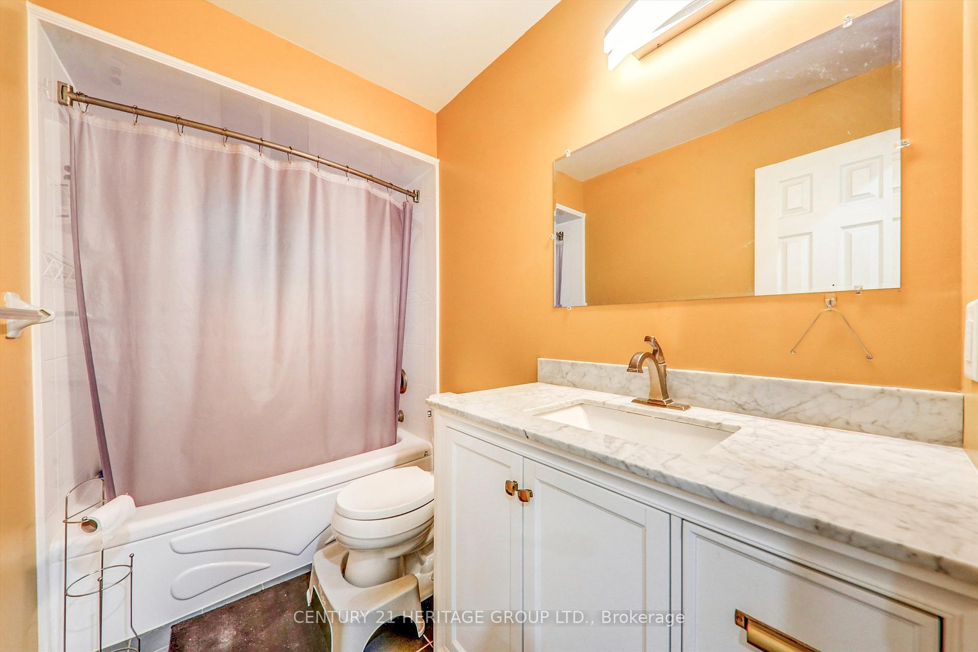 Photo 22 of 611 Graceland Court, Pickering, Amberlea — HOMEH
