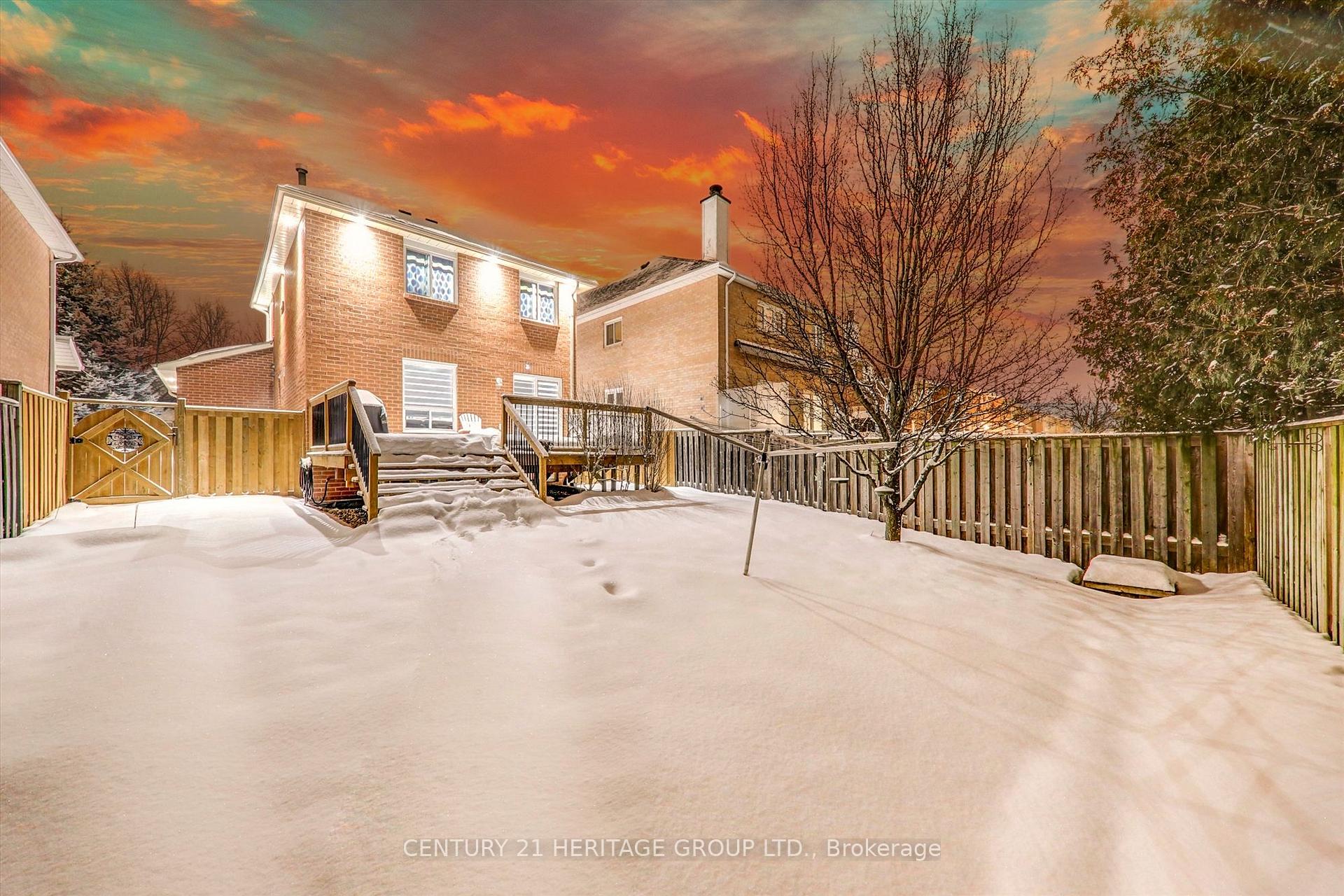 Photo 32 of 611 Graceland Court, Pickering, Amberlea — HOMEH