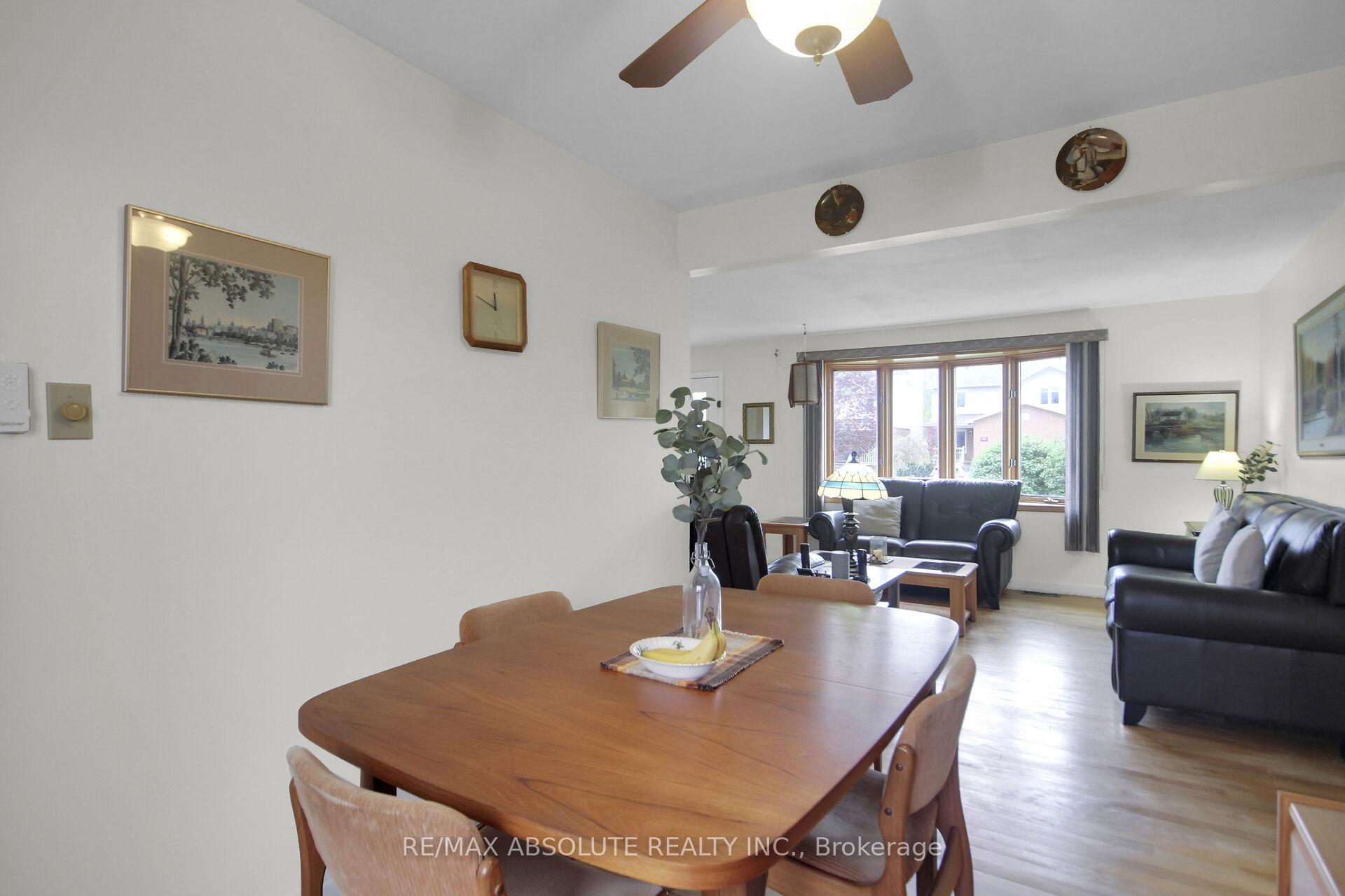 Photo 17 of 1929 Queensdale Avenue, Ottawa, Blossom Park/Leitrim — HOMEH