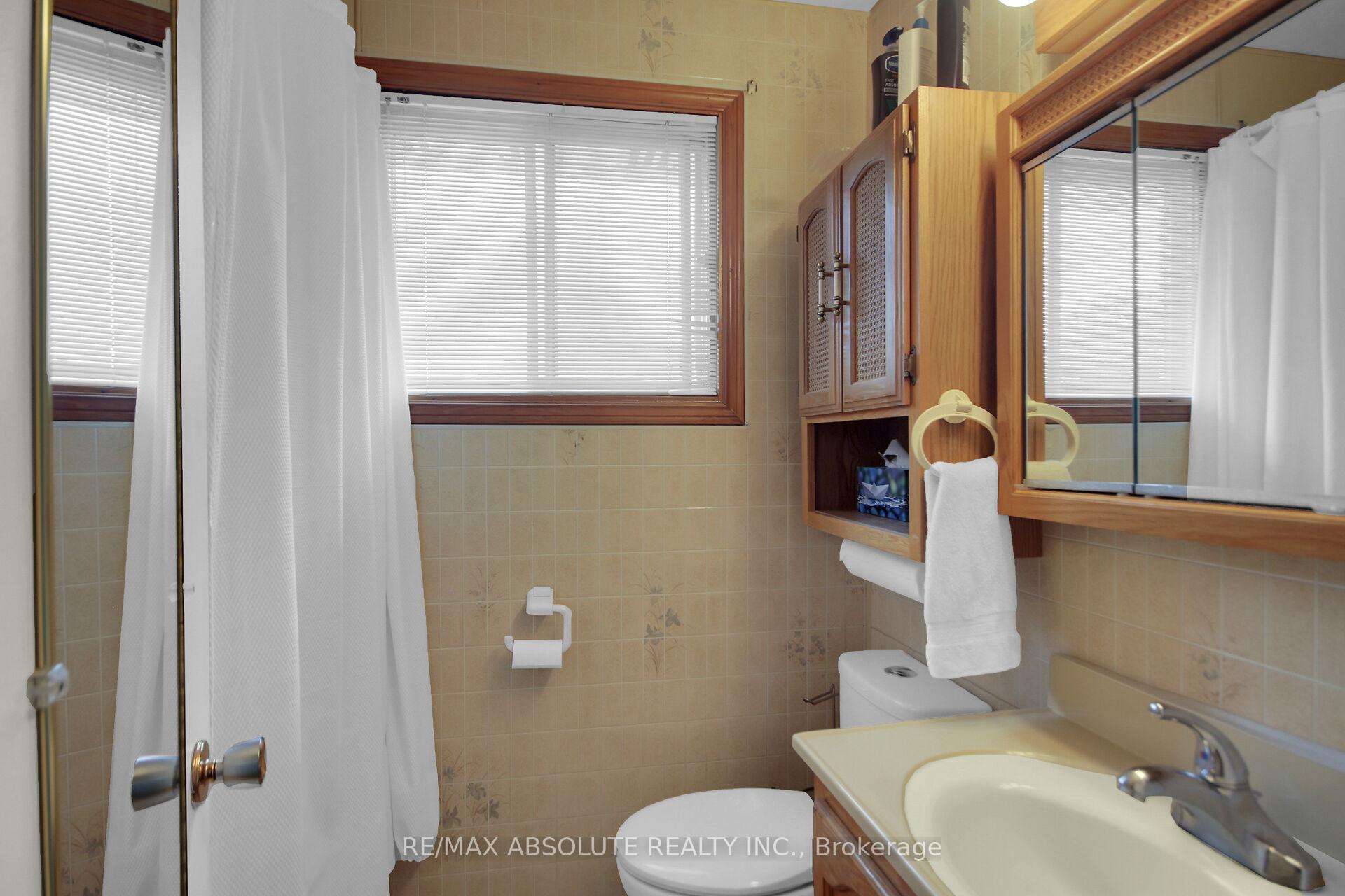 Photo 40 of 1929 Queensdale Avenue, Ottawa, Blossom Park/Leitrim — HOMEH