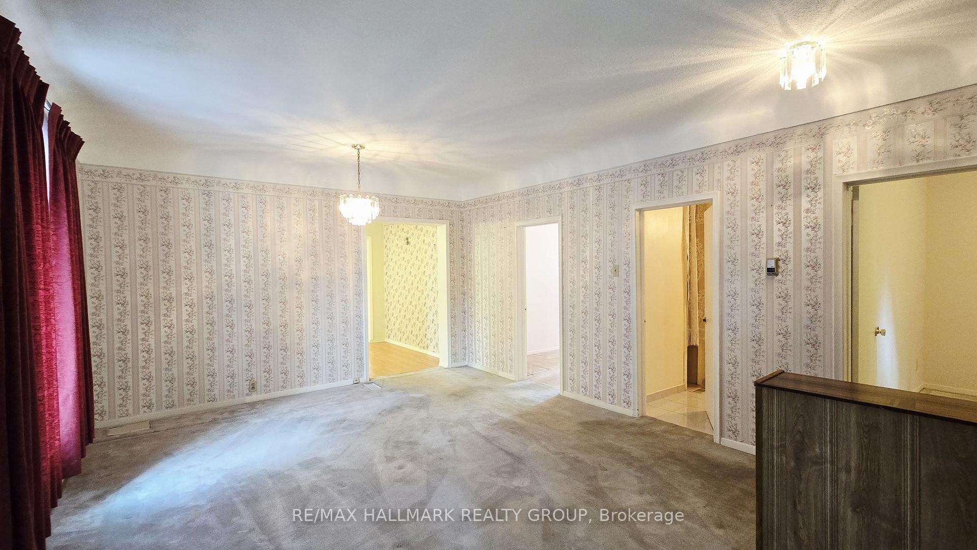Photo 12 of 2923 Ahearn Avenue, Ottawa, Britannia — HOMEH