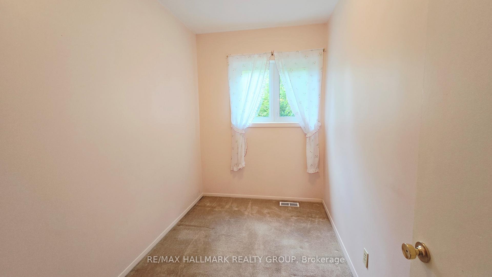 Photo 20 of 2923 Ahearn Avenue, Ottawa, Britannia — HOMEH