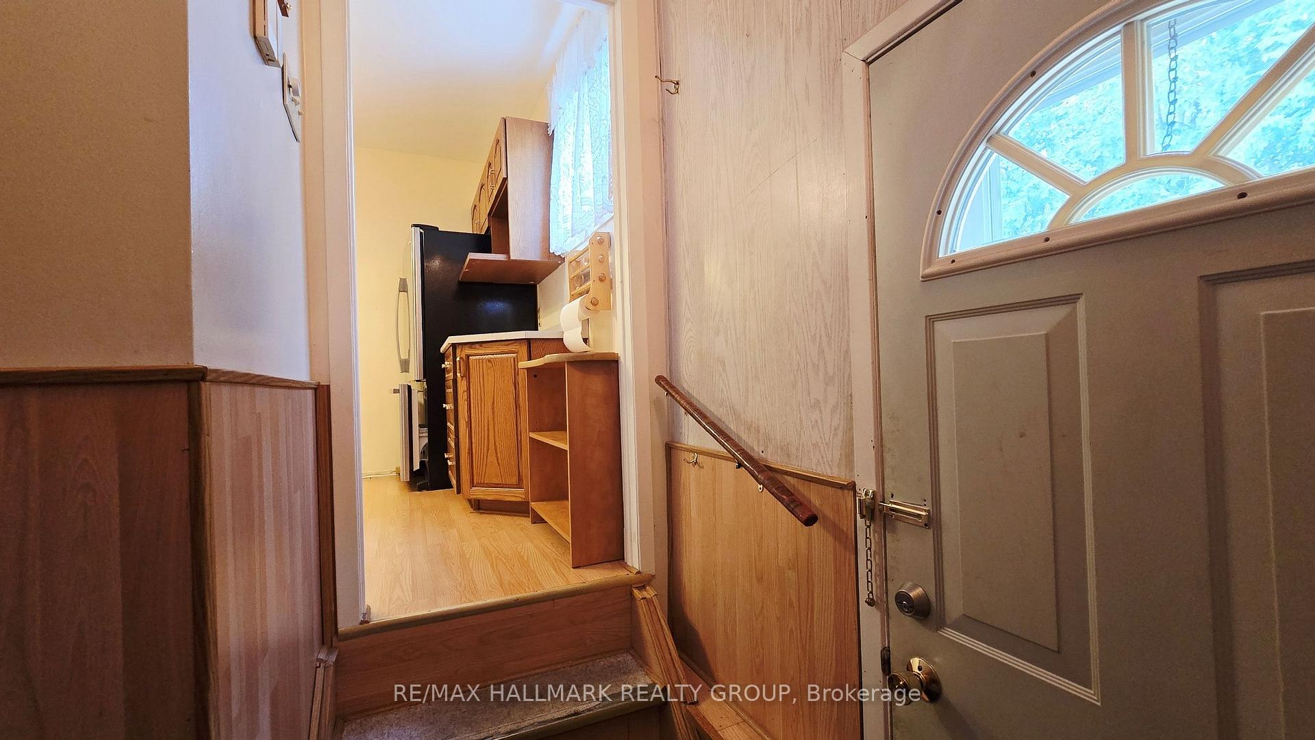Photo 22 of 2923 Ahearn Avenue, Ottawa, Britannia — HOMEH