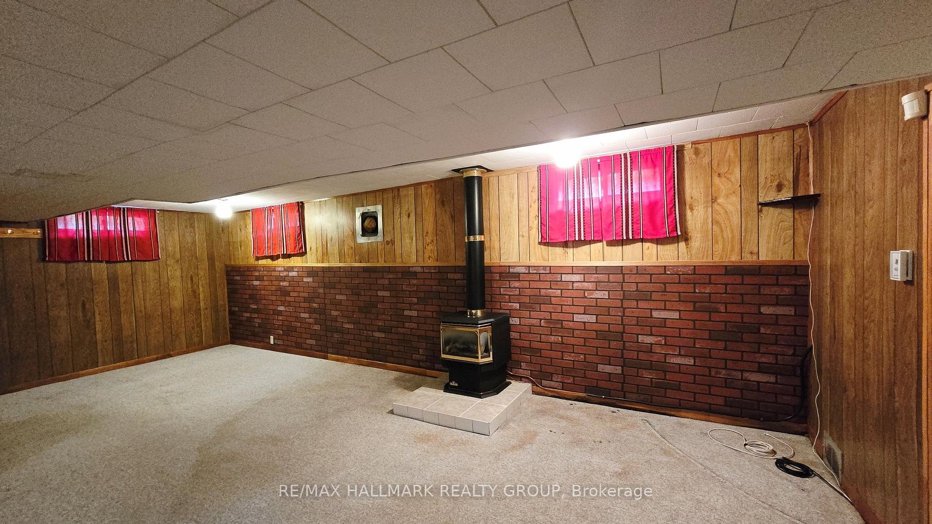 Photo 32 of 2923 Ahearn Avenue, Ottawa, Britannia — HOMEH