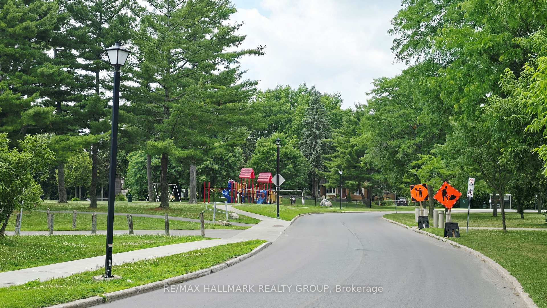 Photo 35 of 2923 Ahearn Avenue, Ottawa, Britannia — HOMEH