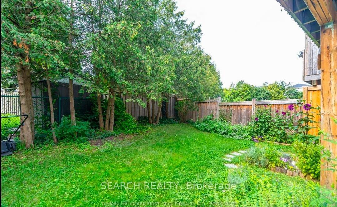 Photo 10 of 37 Horton Street, Ajax, Central East — HOMEH