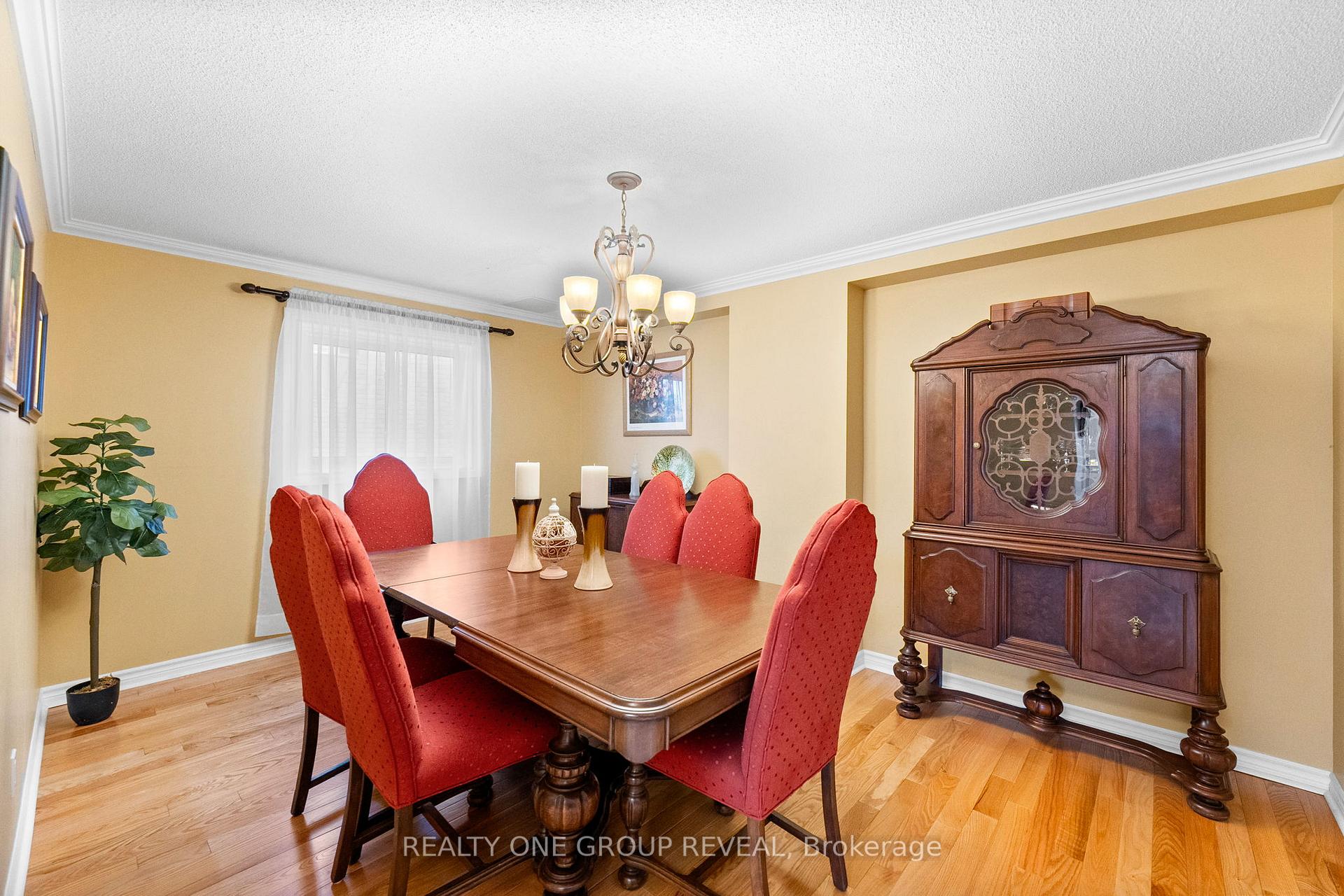 Photo 17 of 732 Abingdon Court, Pickering, West Shore — HOMEH