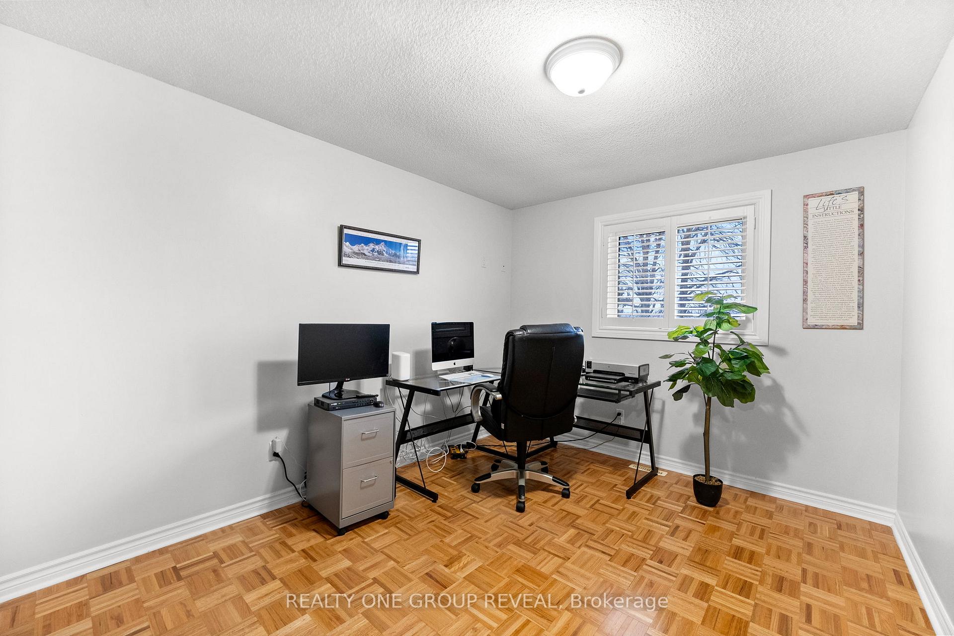 Photo 25 of 732 Abingdon Court, Pickering, West Shore — HOMEH