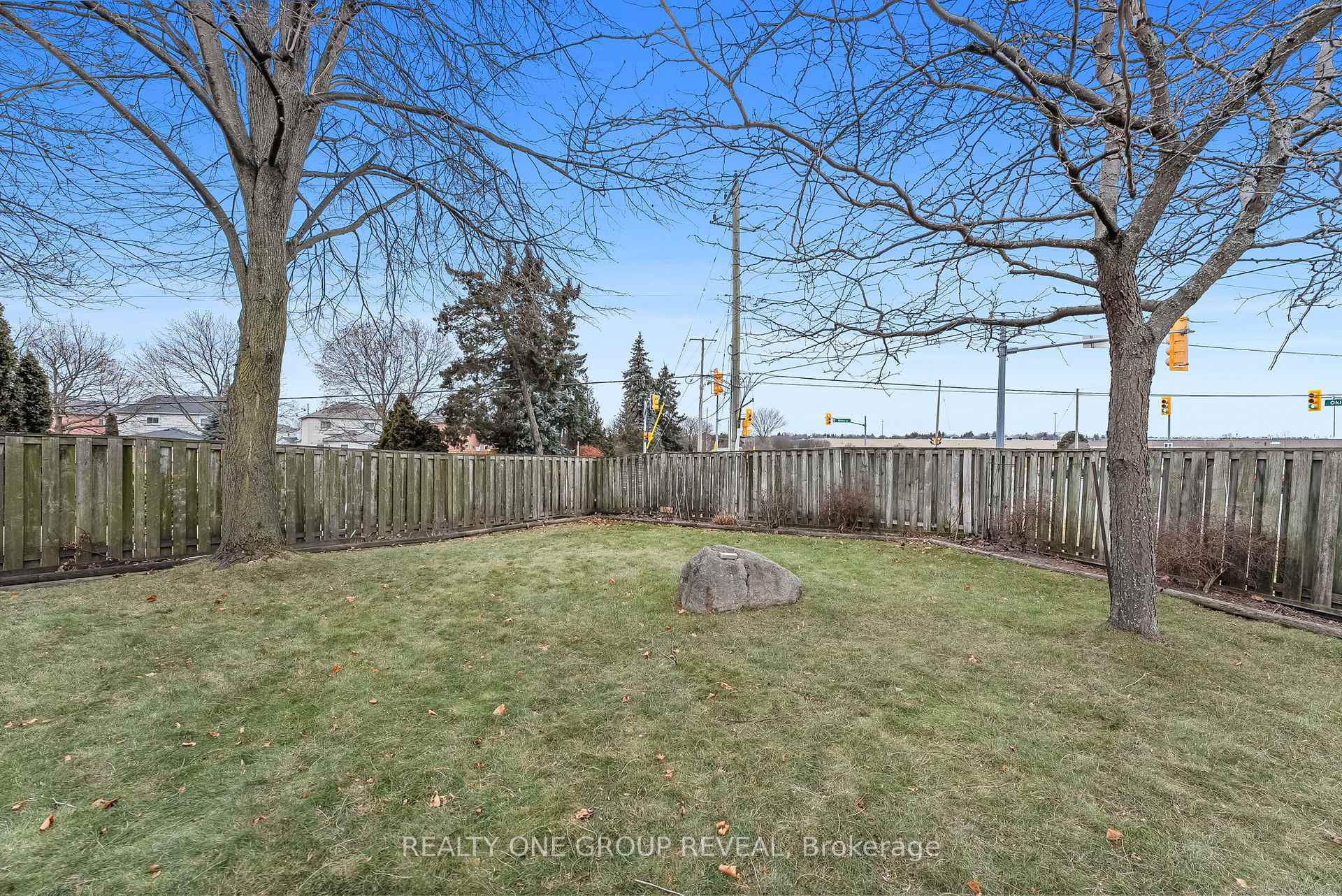 Photo 40 of 732 Abingdon Court, Pickering, West Shore — HOMEH