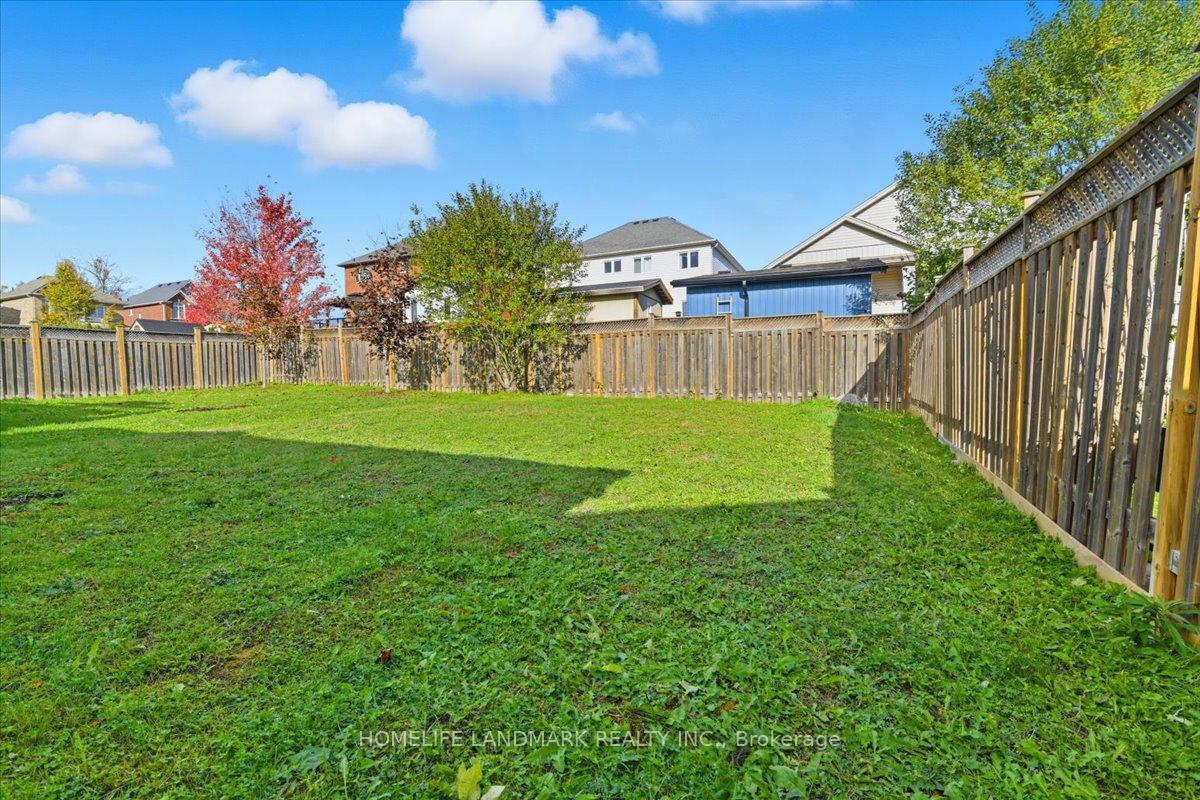 Photo 6 of 352 Blacksmith Way, Peterborough, Northcrest Ward 5 — HOMEH