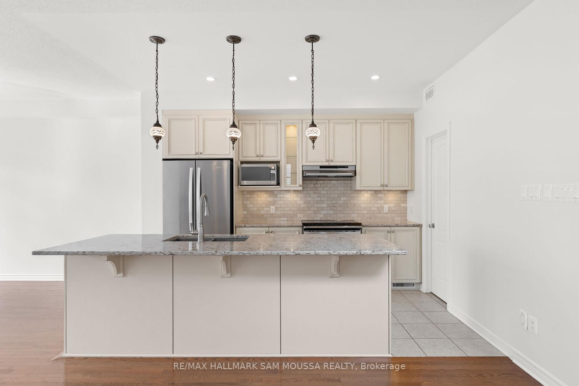 Photo 7 of 991 Bunchberry Way, Ottawa, Blossom Park/Kemp Park/Findlay Creek — HOMEH