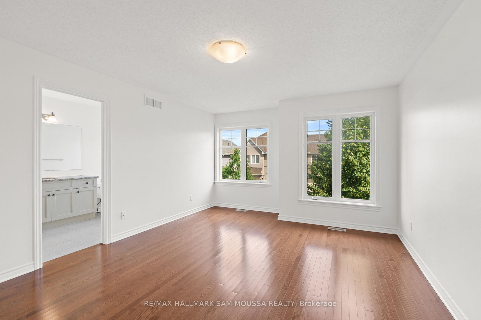 Photo 19 of 991 Bunchberry Way, Ottawa, Blossom Park/Kemp Park/Findlay Creek — HOMEH