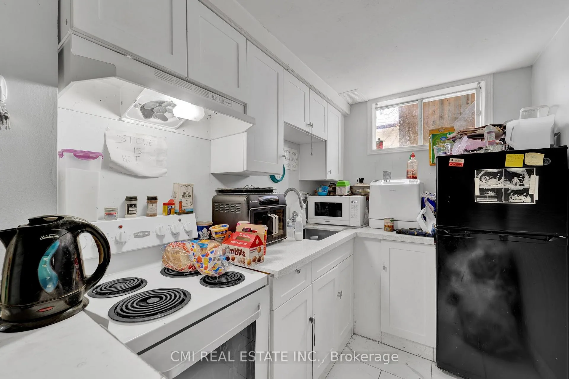 Photo 9 of 1337 Tudor Crescent, Peterborough, Ashburnham Ward 4 — HOMEH