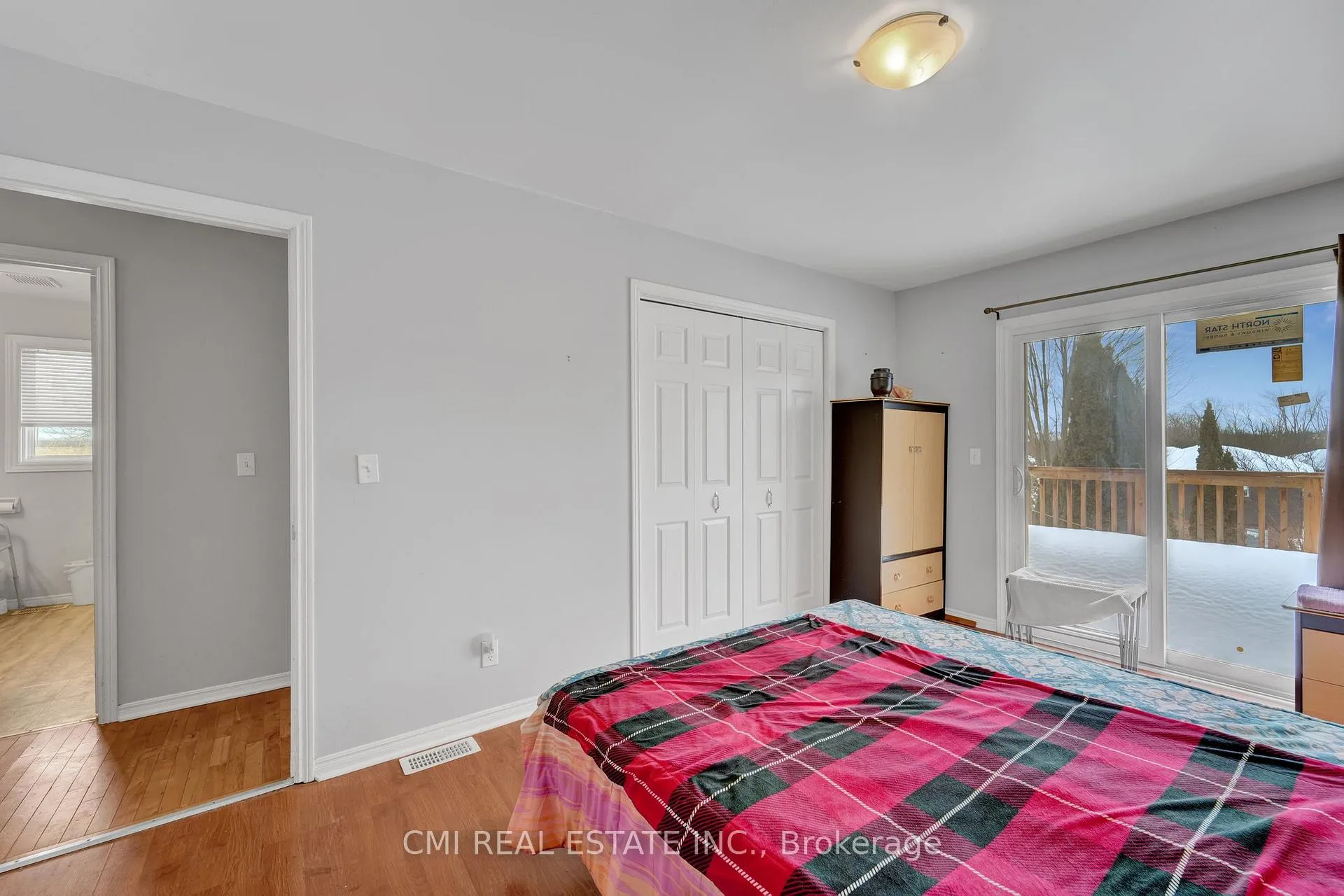 Photo 12 of 1337 Tudor Crescent, Peterborough, Ashburnham Ward 4 — HOMEH