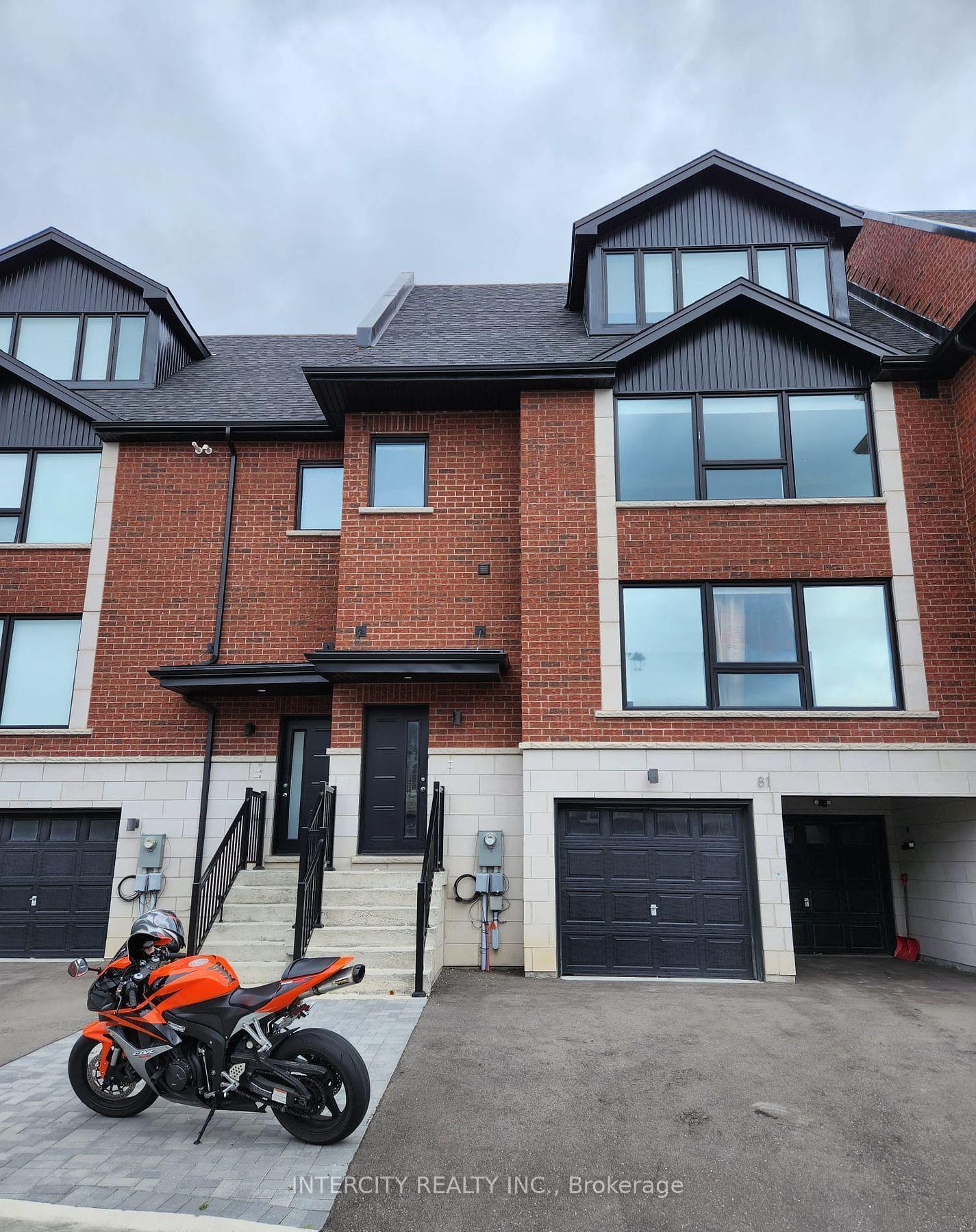 Front of Unit Upper, 79 Vedette Way