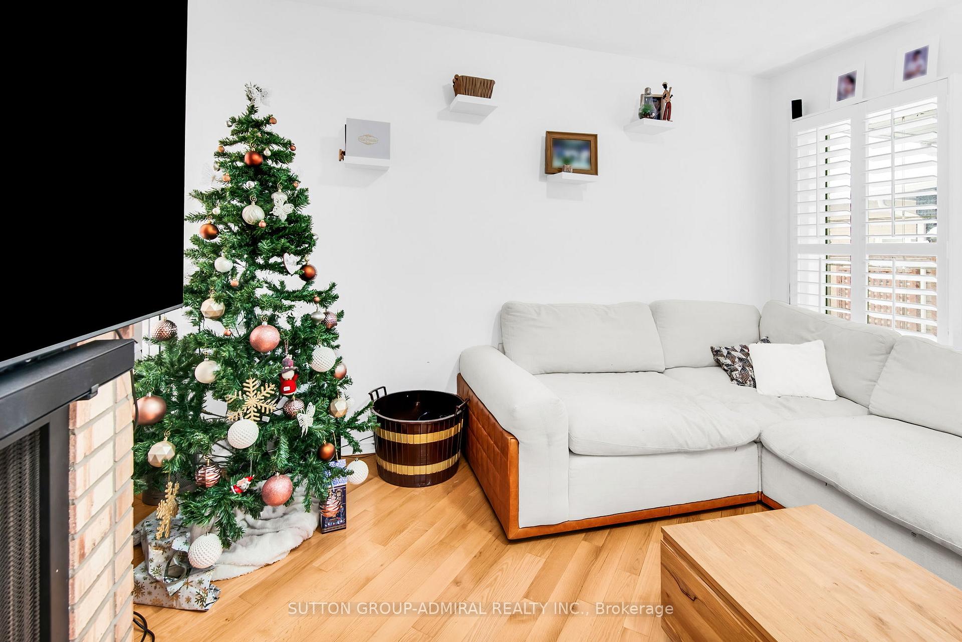 Photo 7 of 43 Mountbatten Road, Vaughan, Beverley Glen — HOMEH